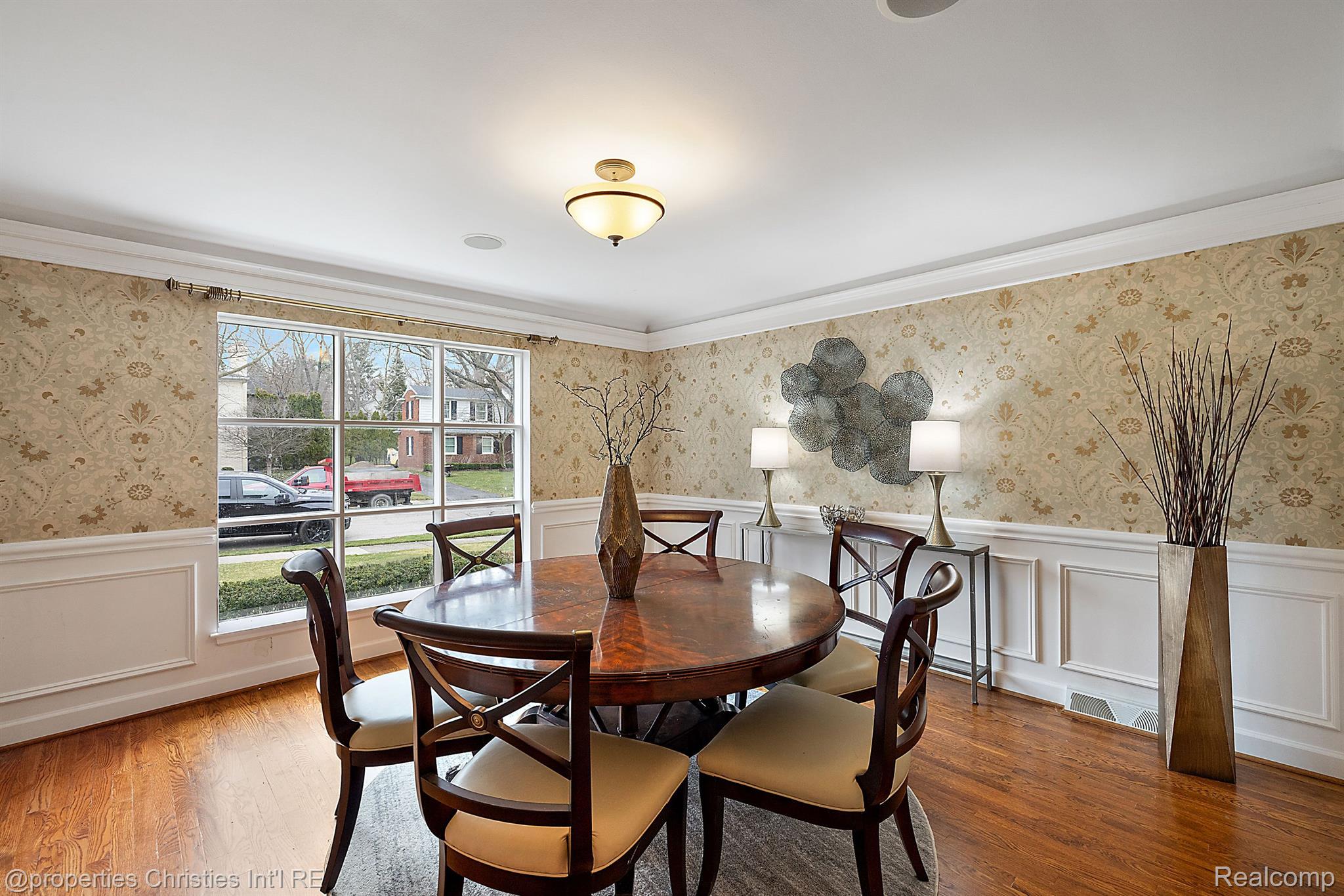 2611 AMBERLY Road