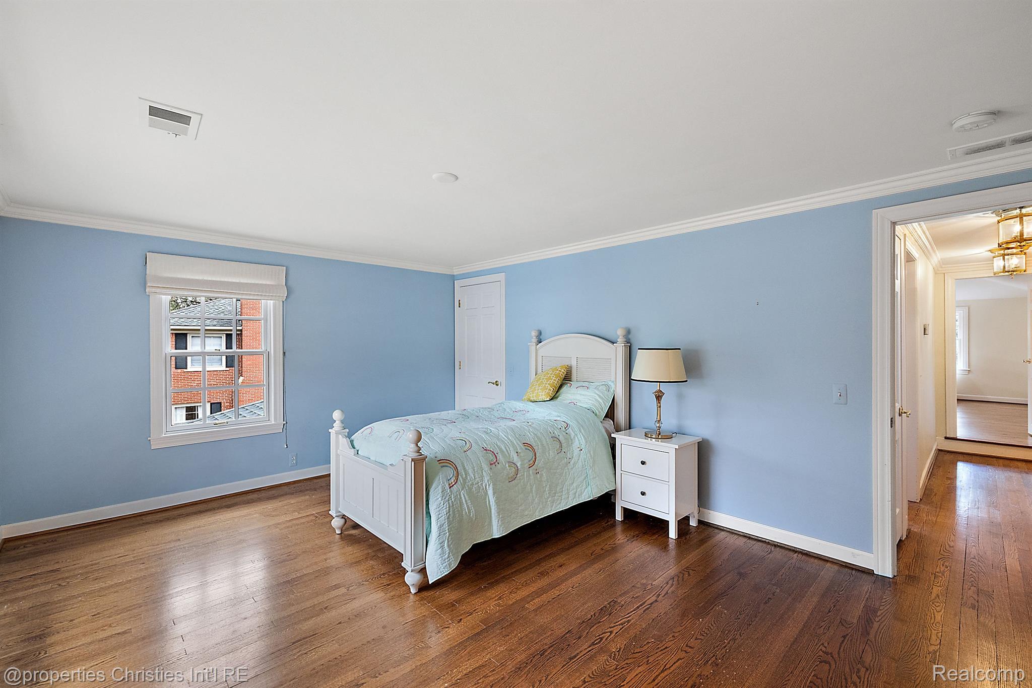 2611 AMBERLY Road