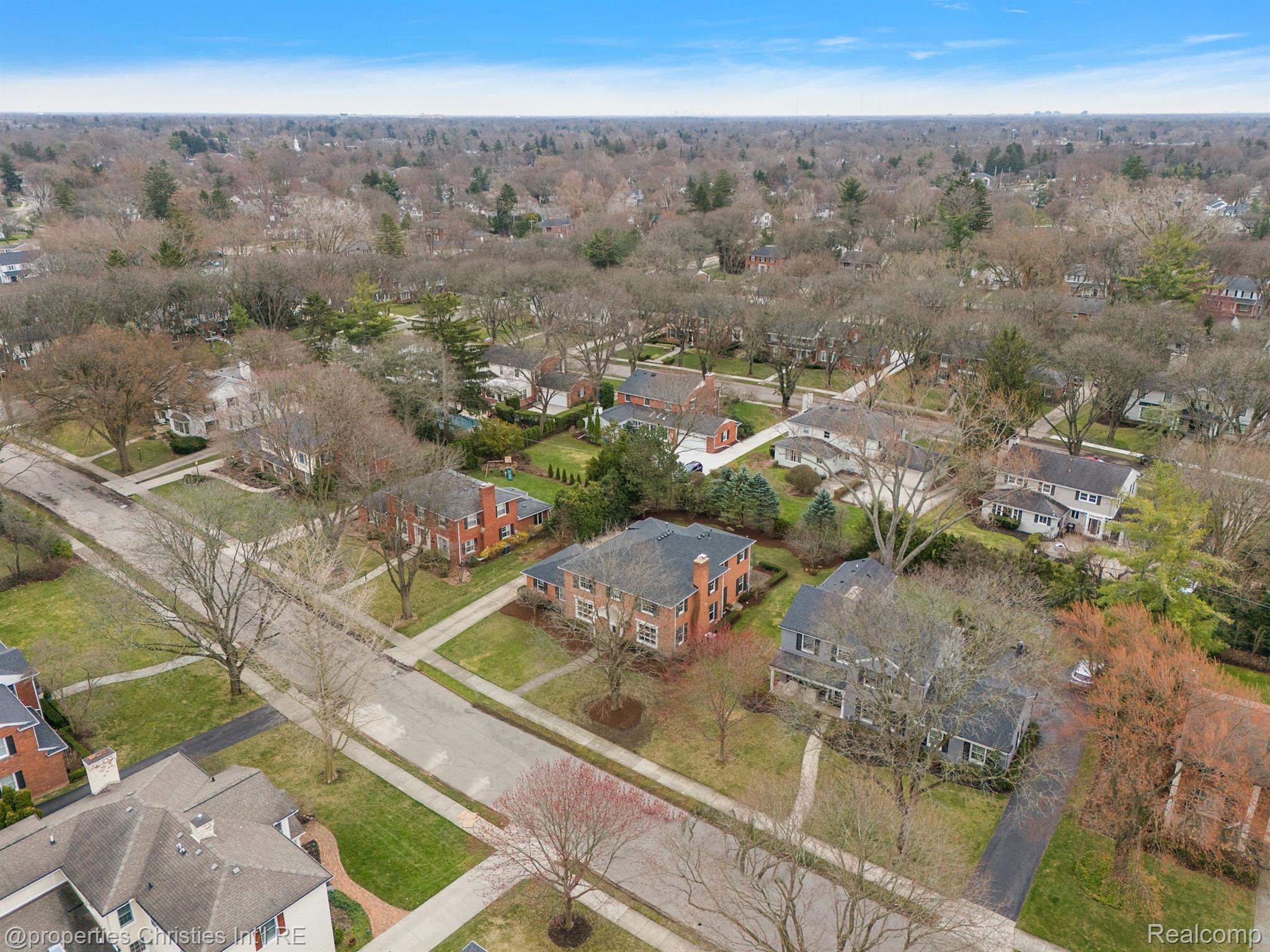 2611 AMBERLY Road