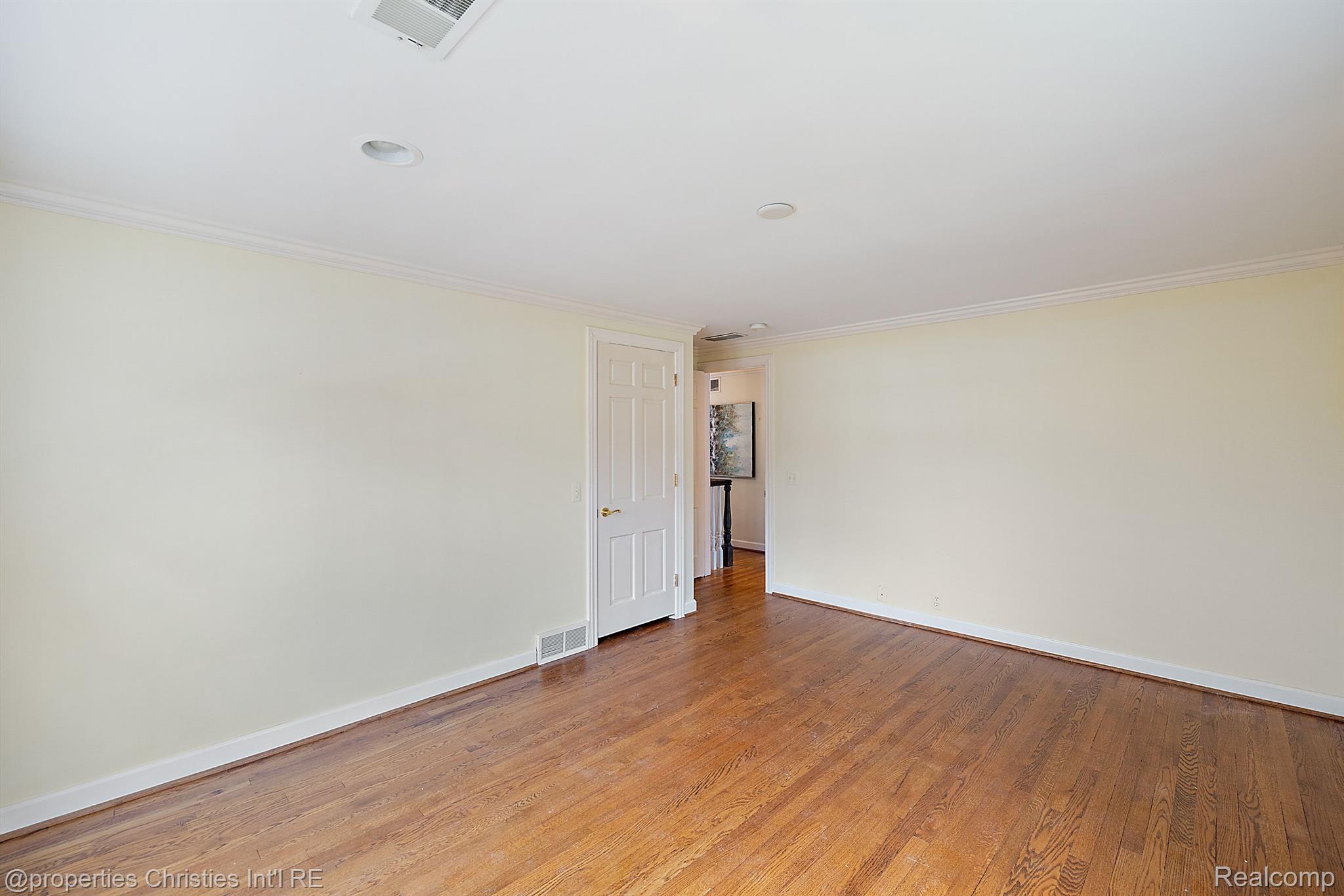 2611 AMBERLY Road