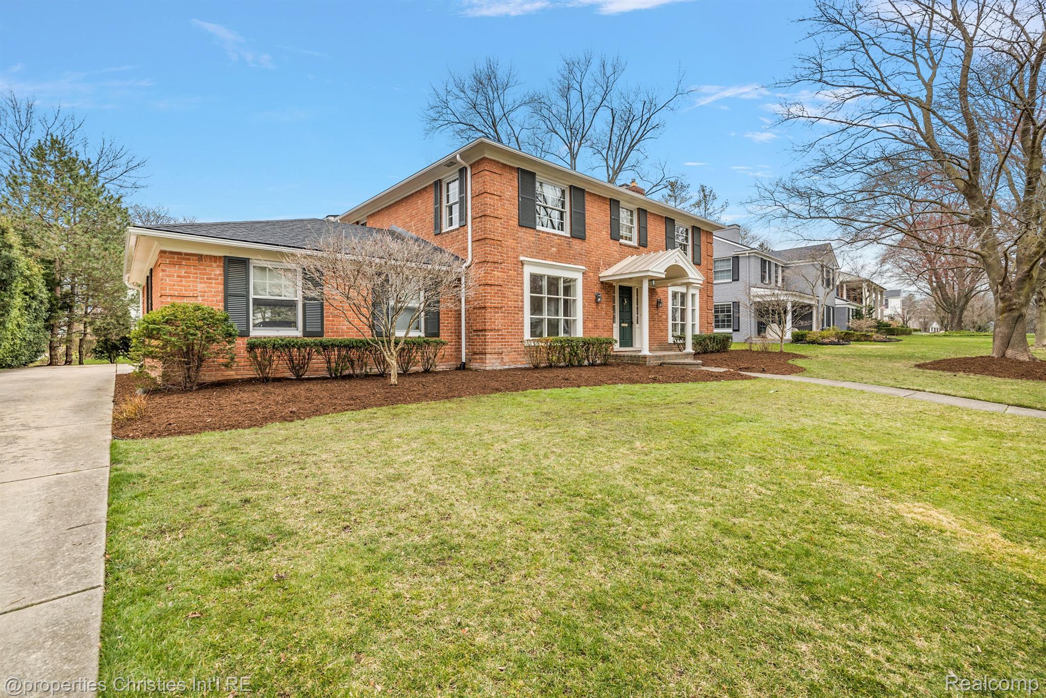 2611 AMBERLY Road