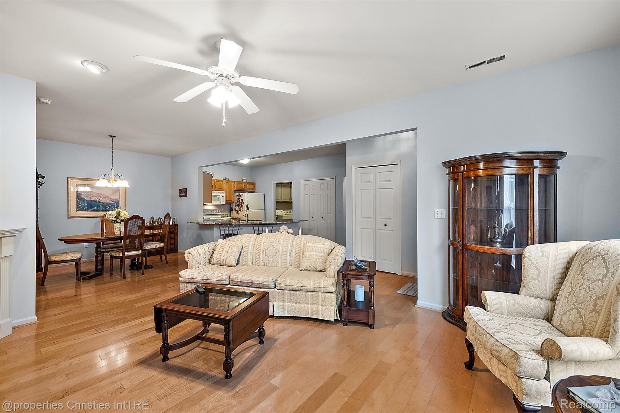 1105 Saratoga Boulevard 3