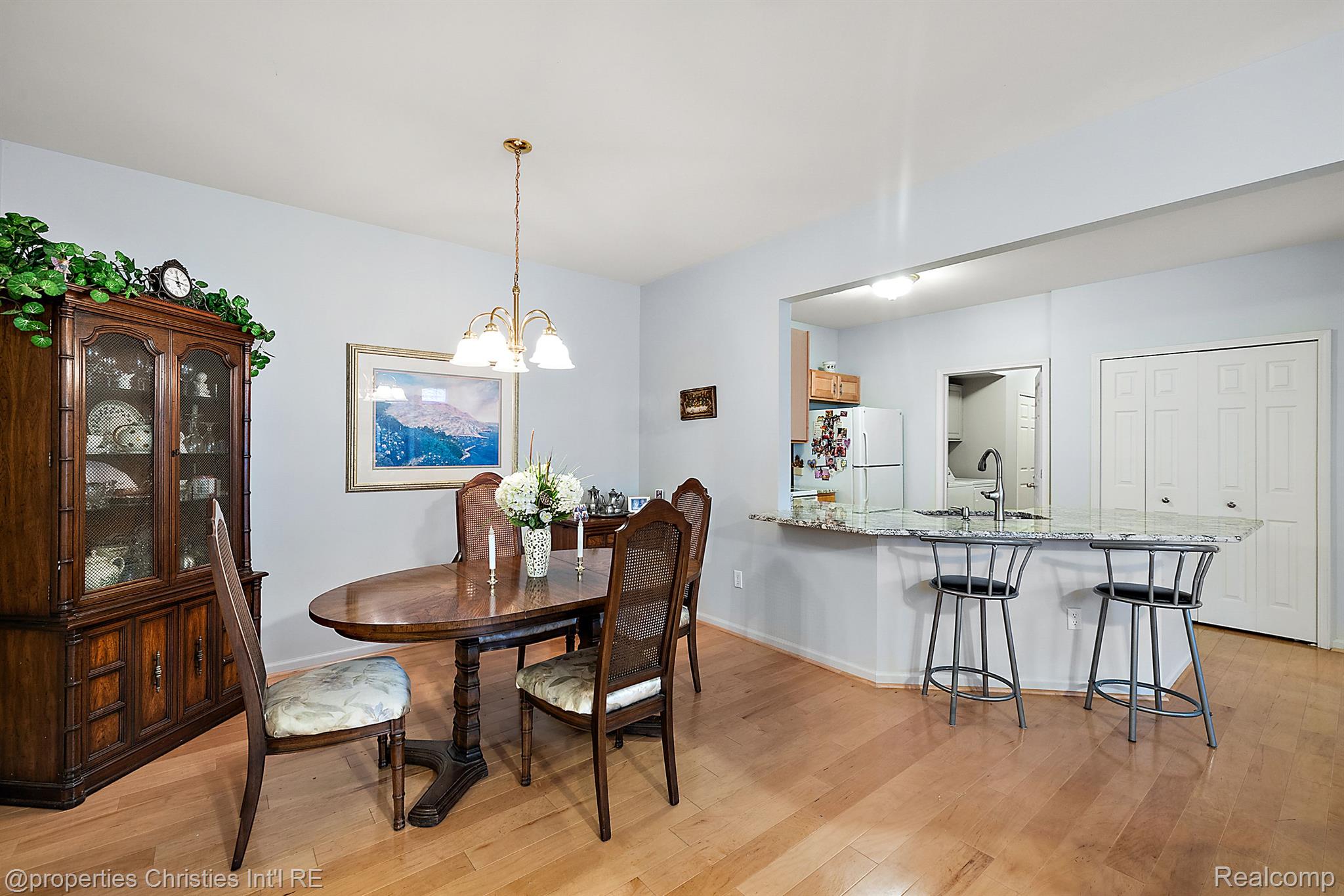 1105 Saratoga Boulevard 3