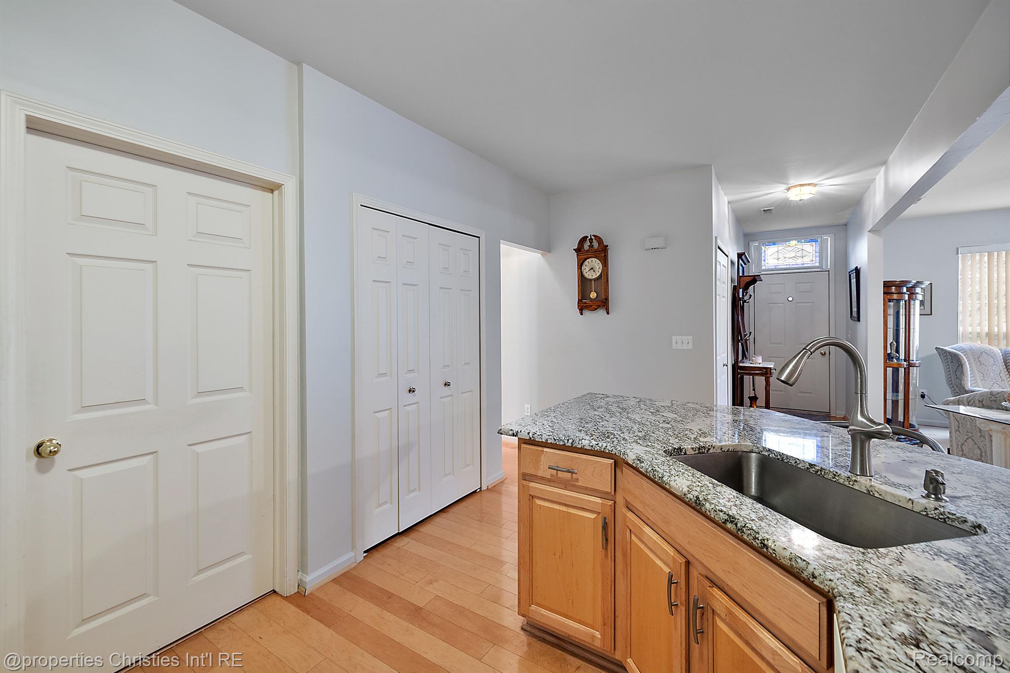 1105 Saratoga Boulevard 3