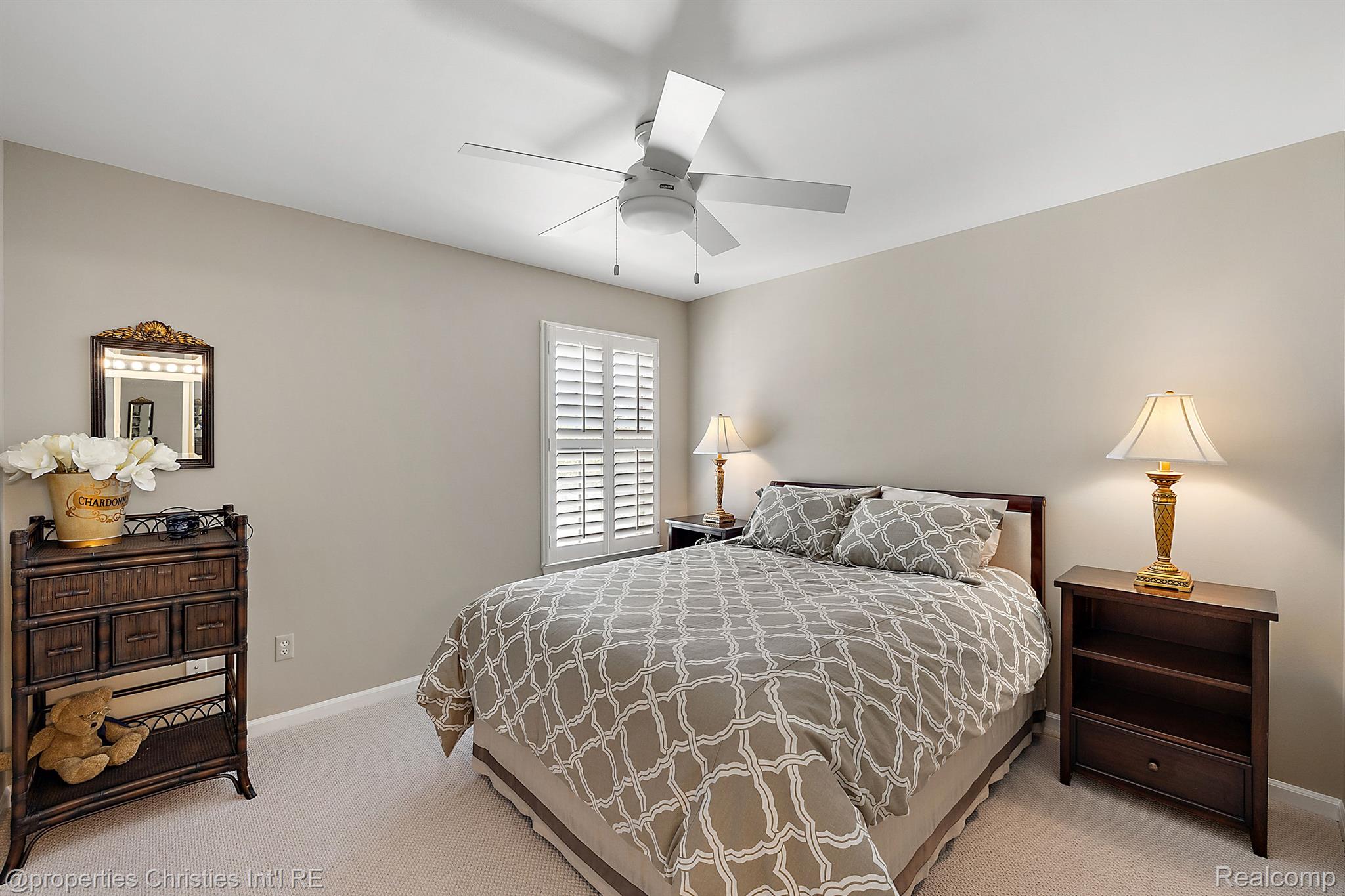 2262 PRESERVE Lane