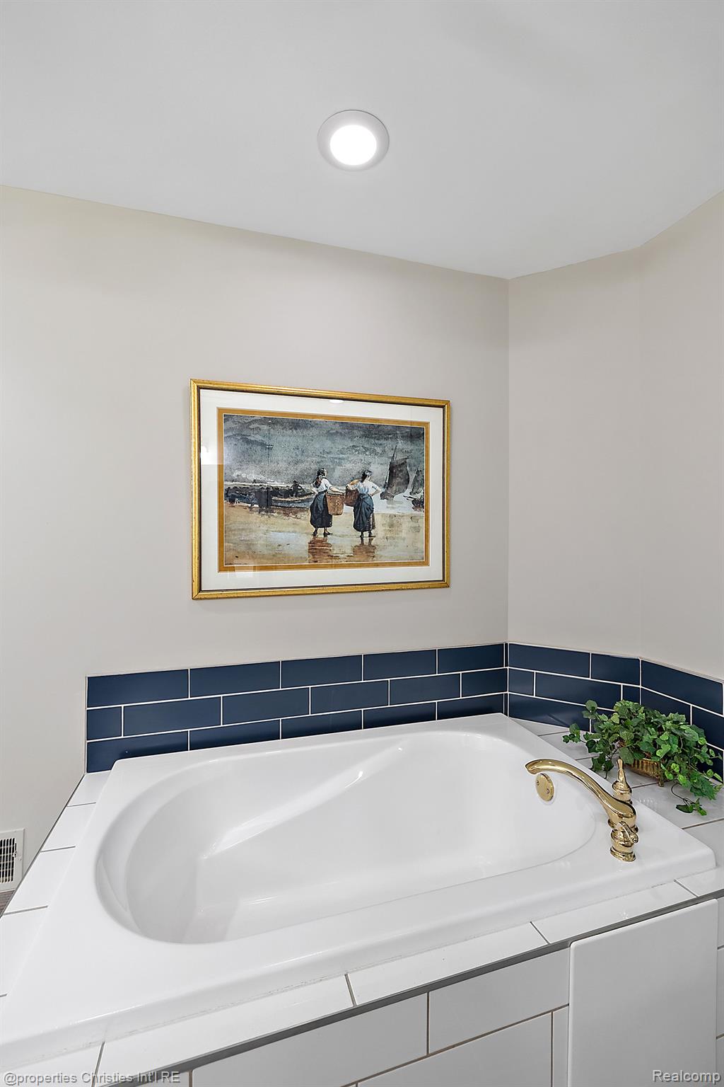 2262 PRESERVE Lane