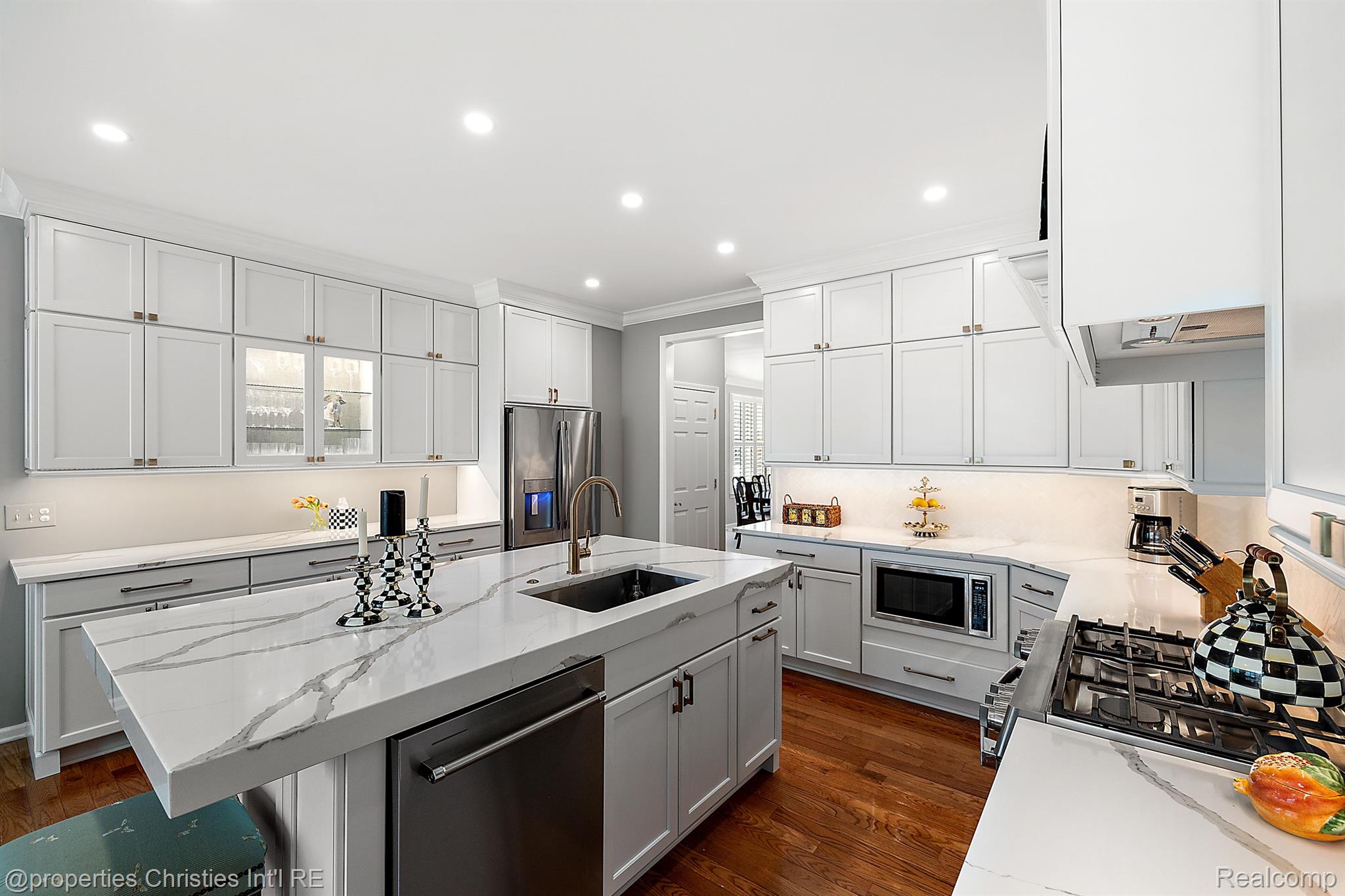 2262 PRESERVE Lane