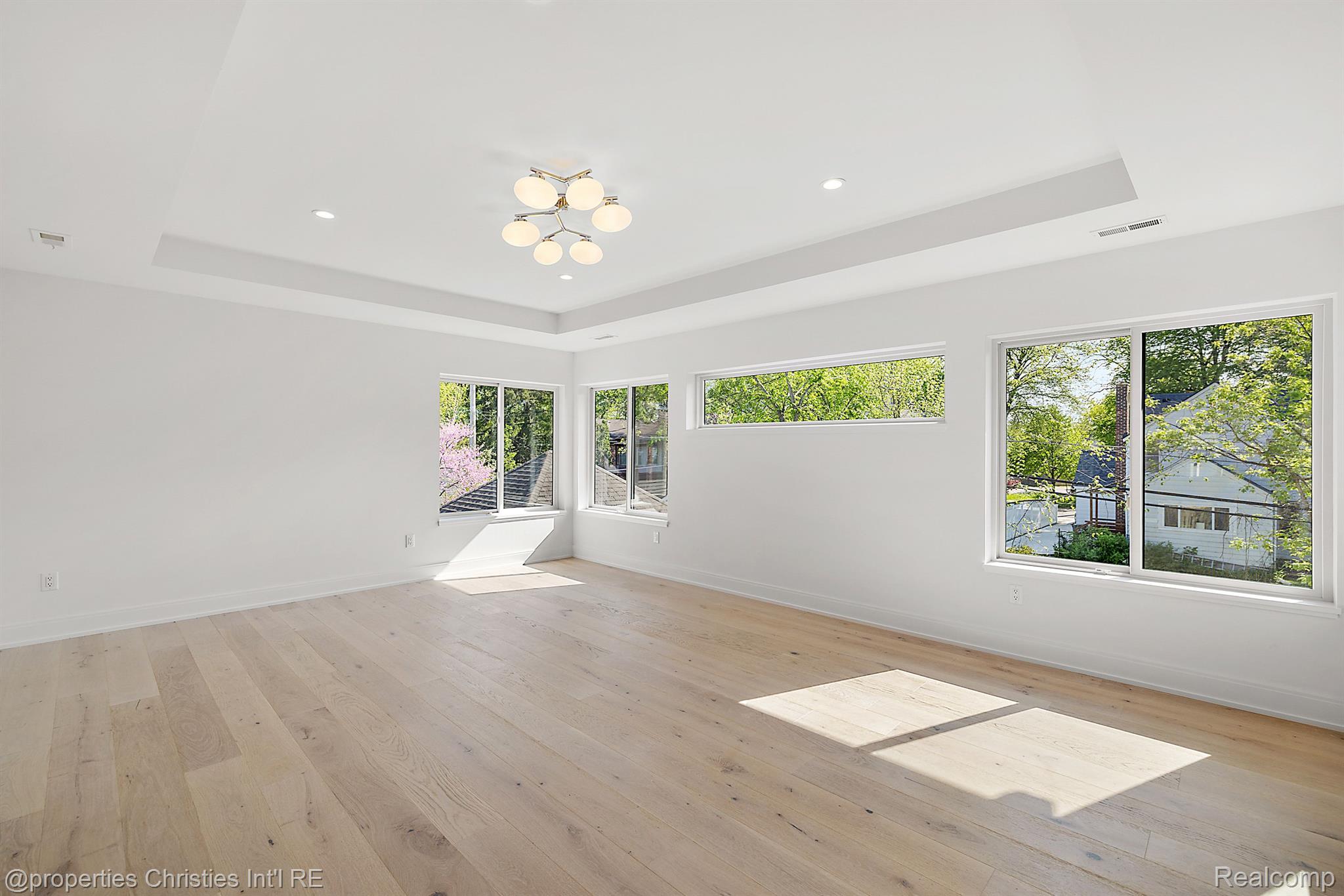 864 ANN Street