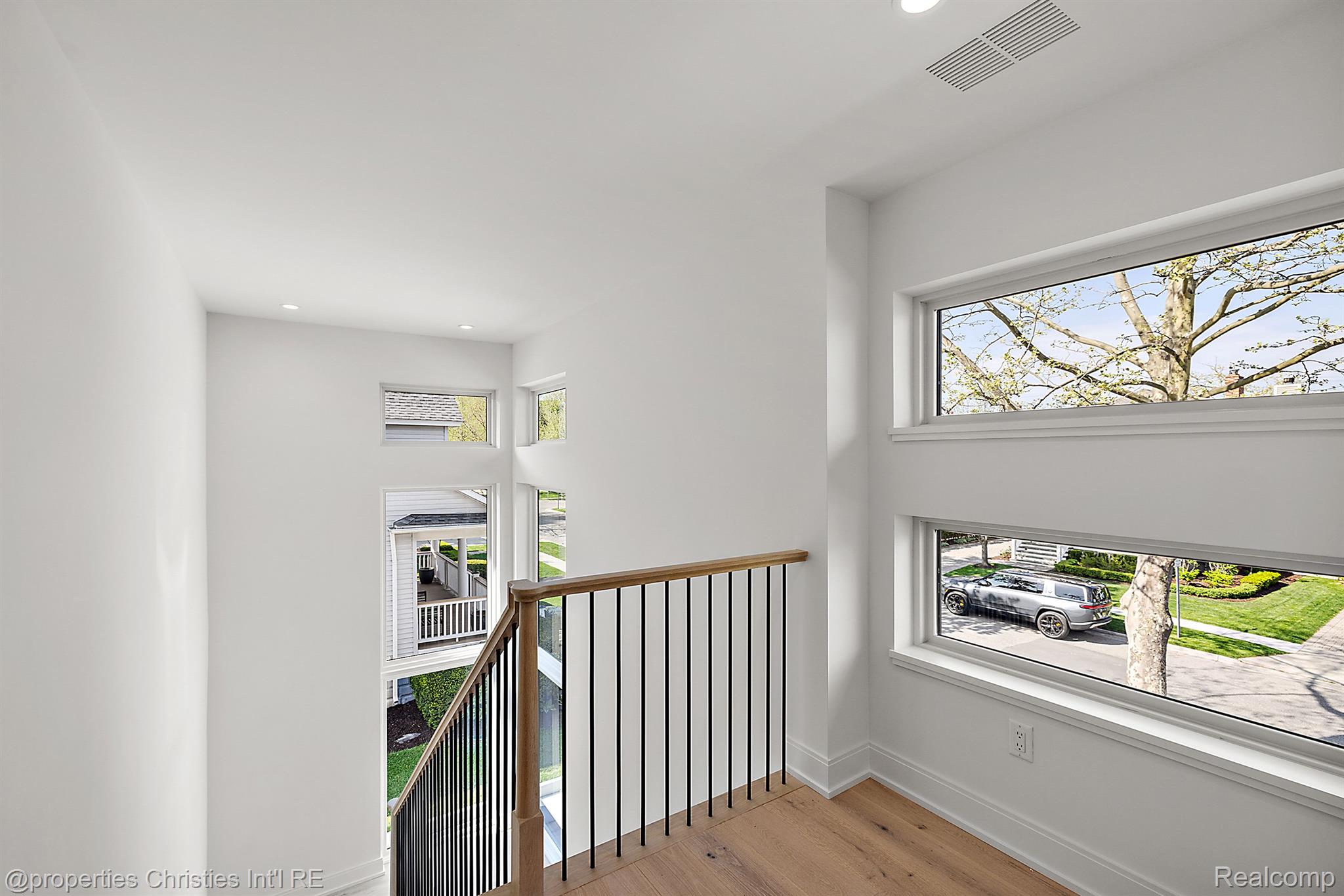 864 ANN Street