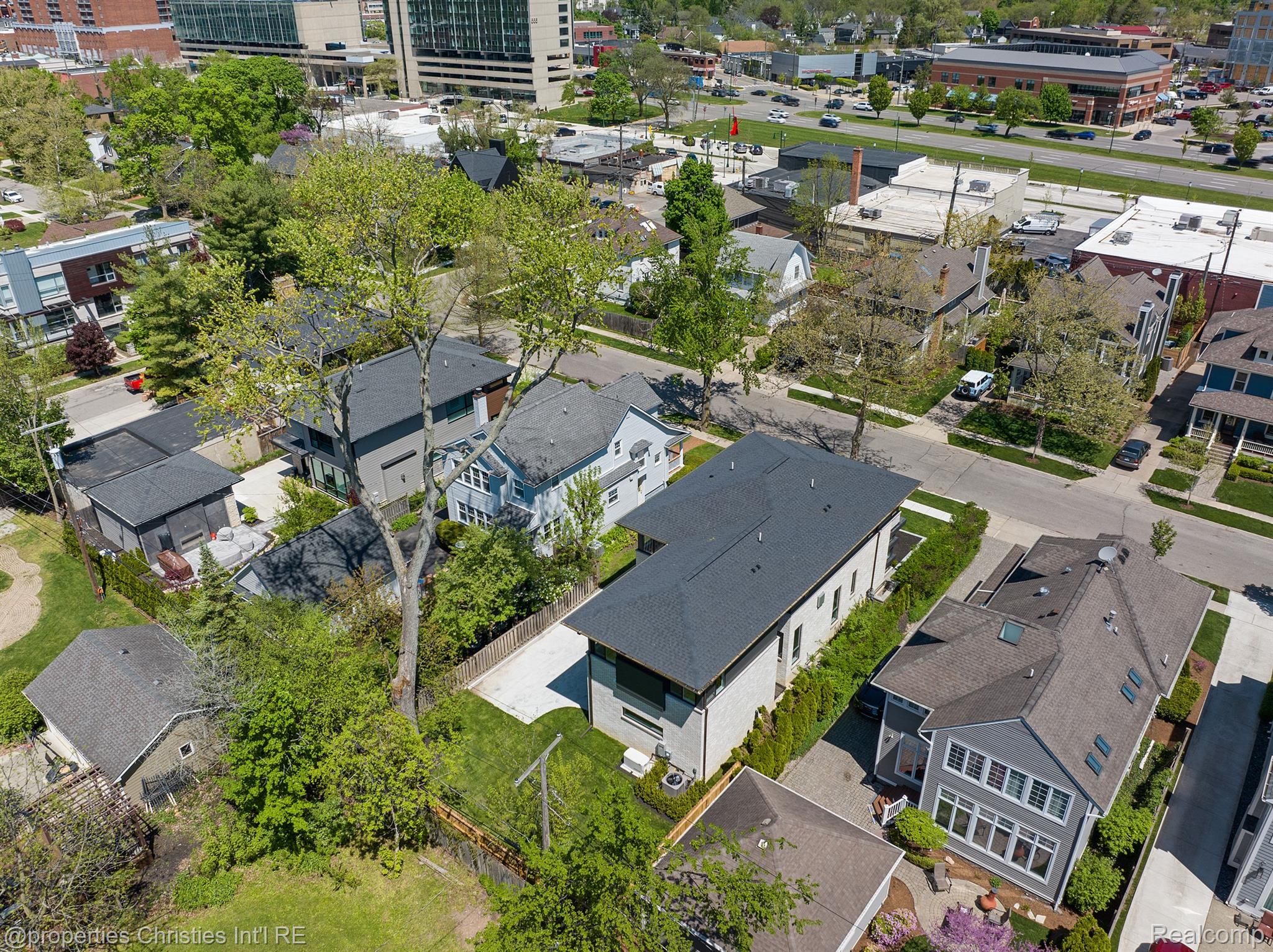 864 ANN Street