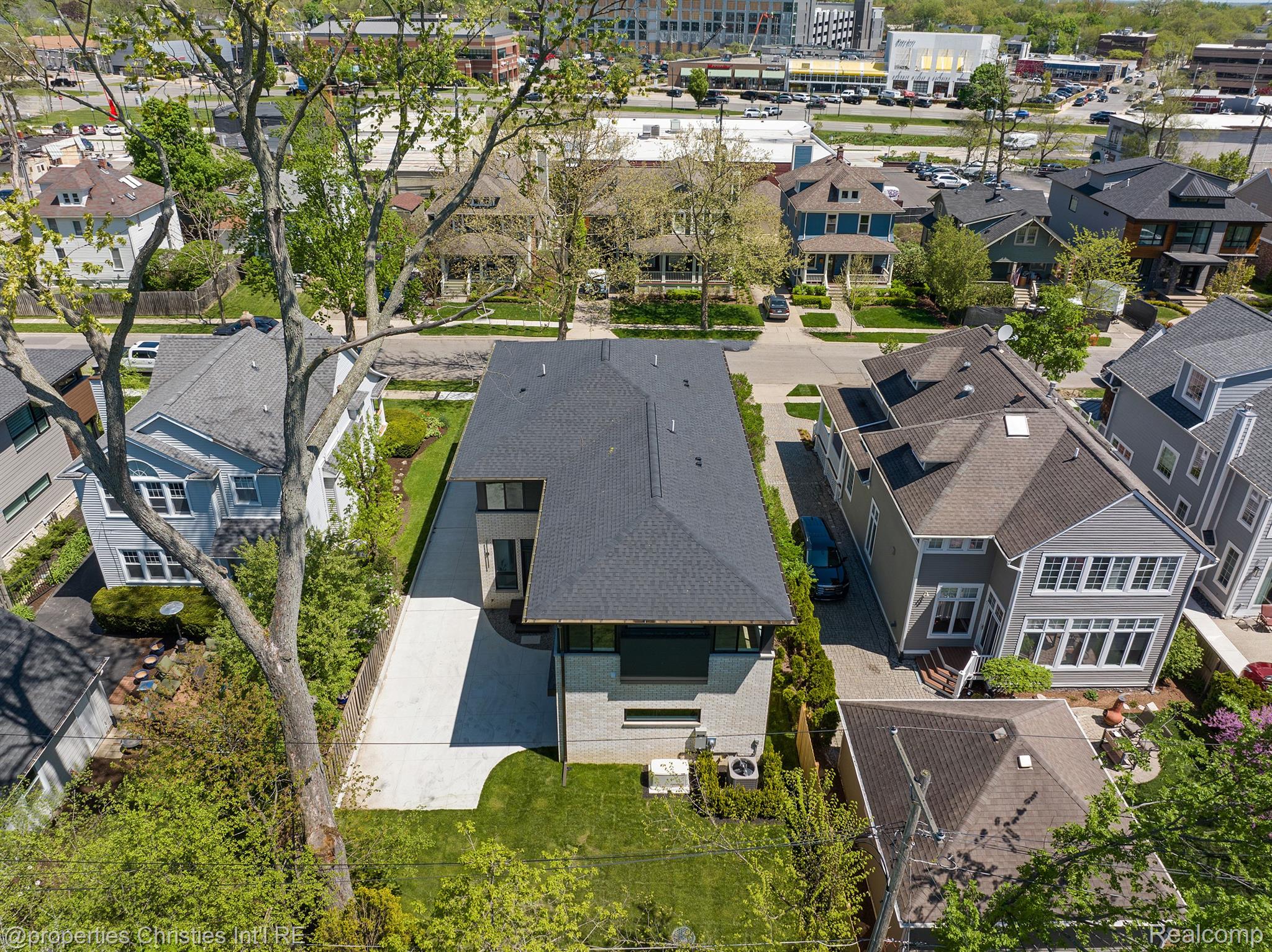 864 ANN Street