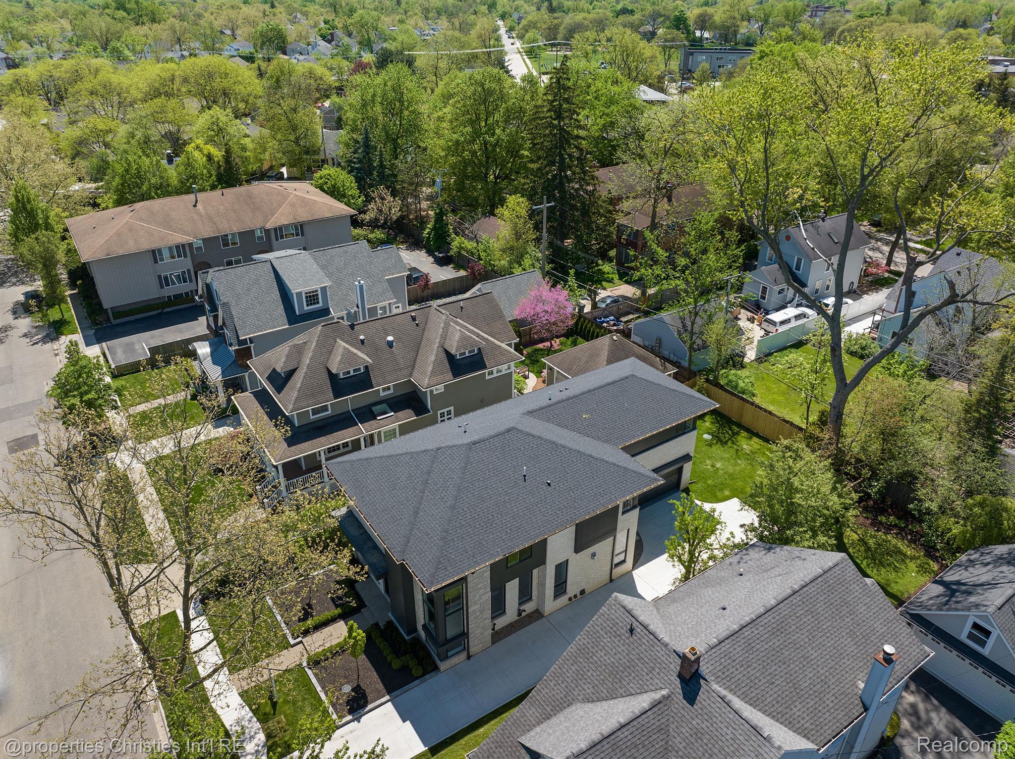 864 ANN Street