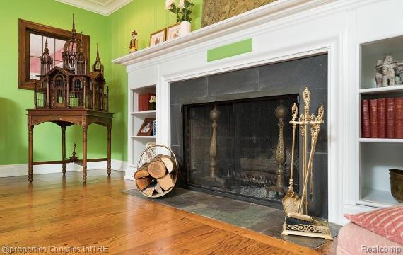 275 BARDEN Road