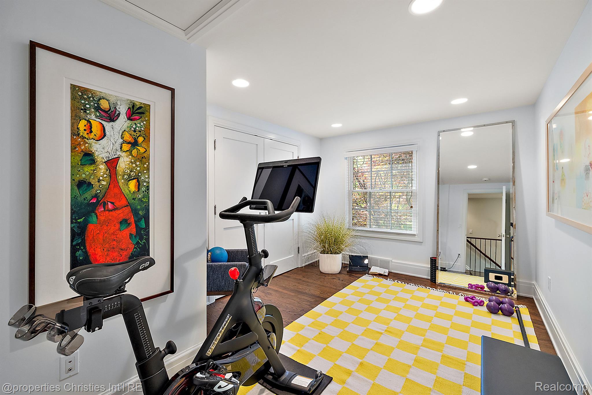 908 CHESTERFIELD Avenue