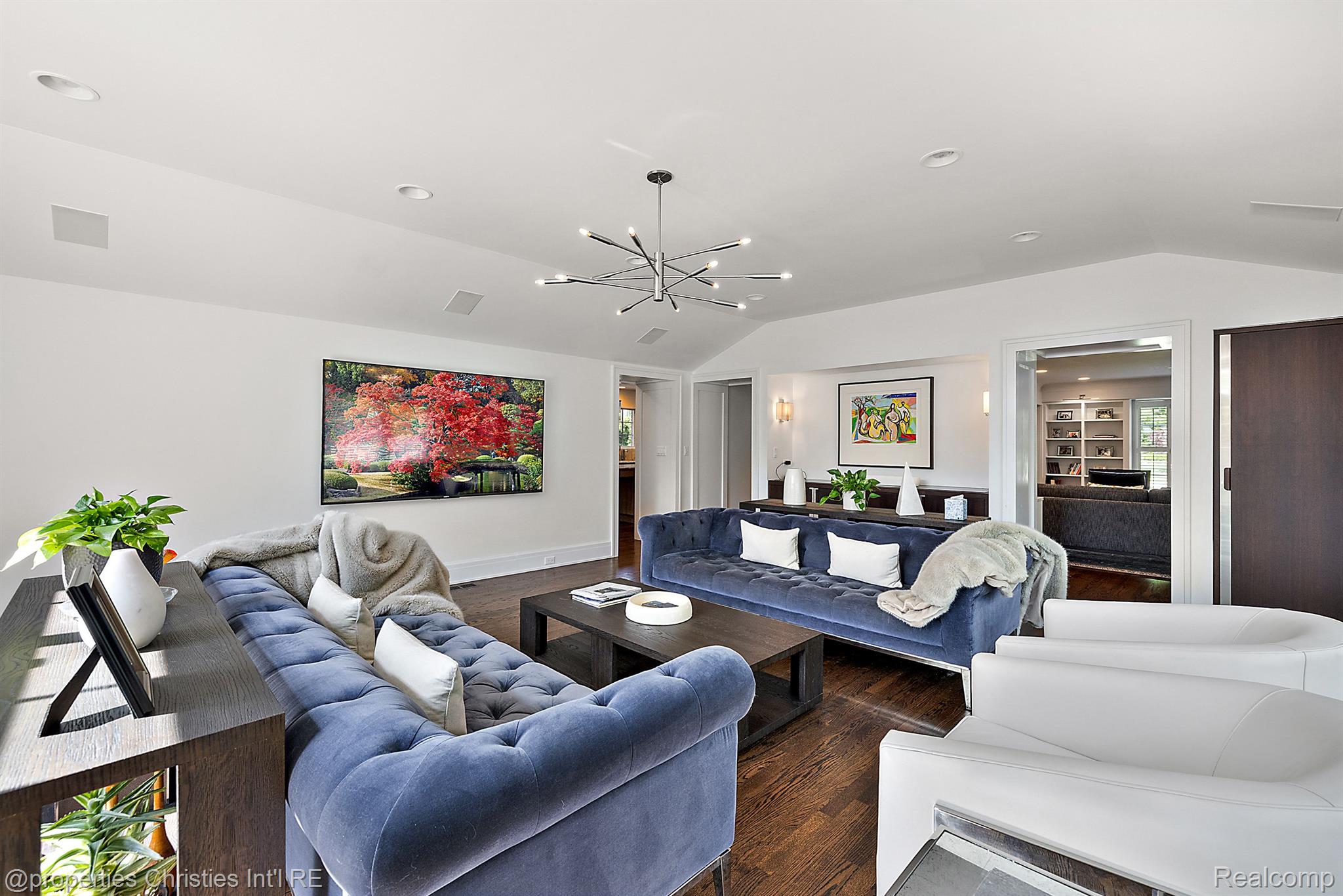 908 CHESTERFIELD Avenue