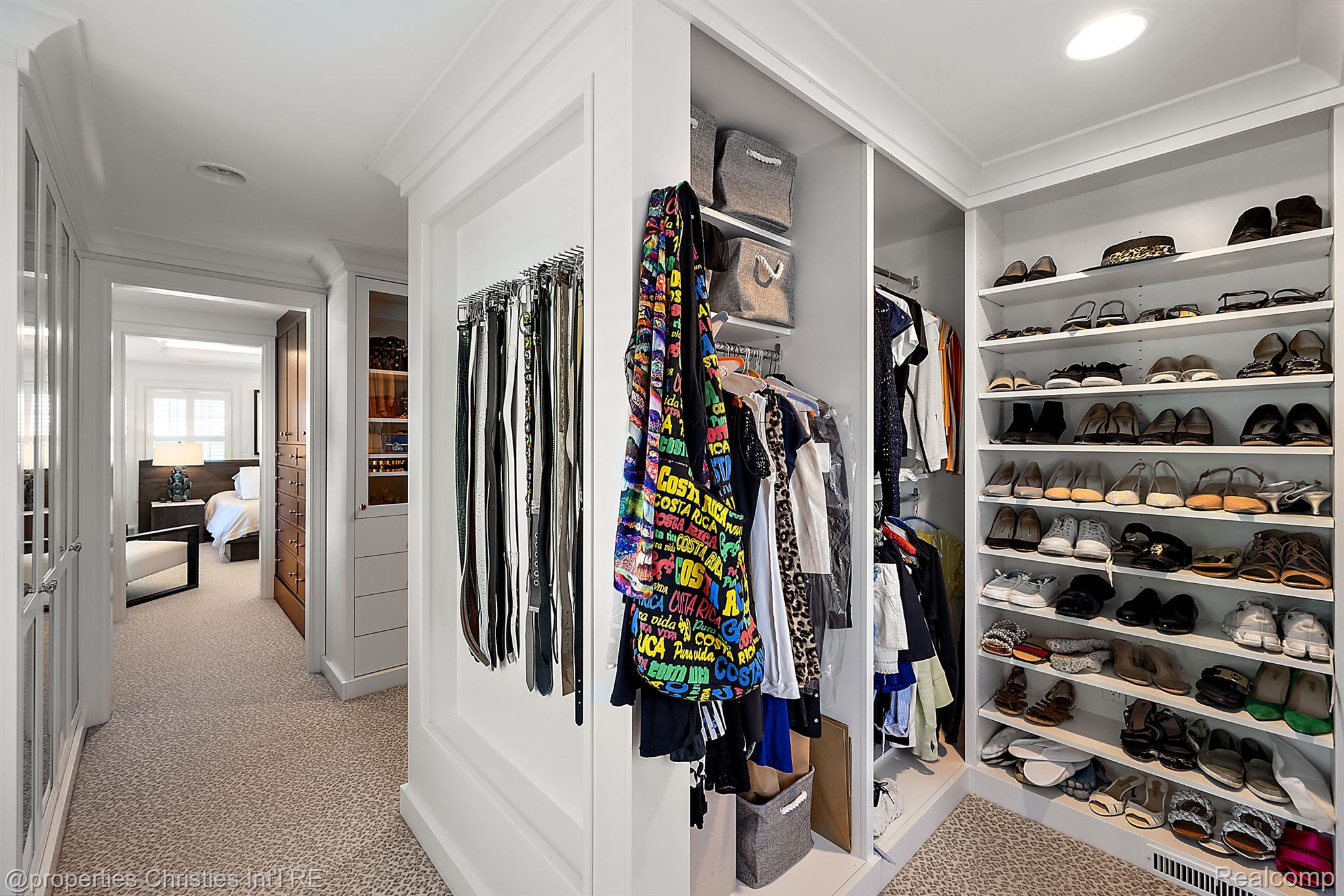 908 CHESTERFIELD Avenue