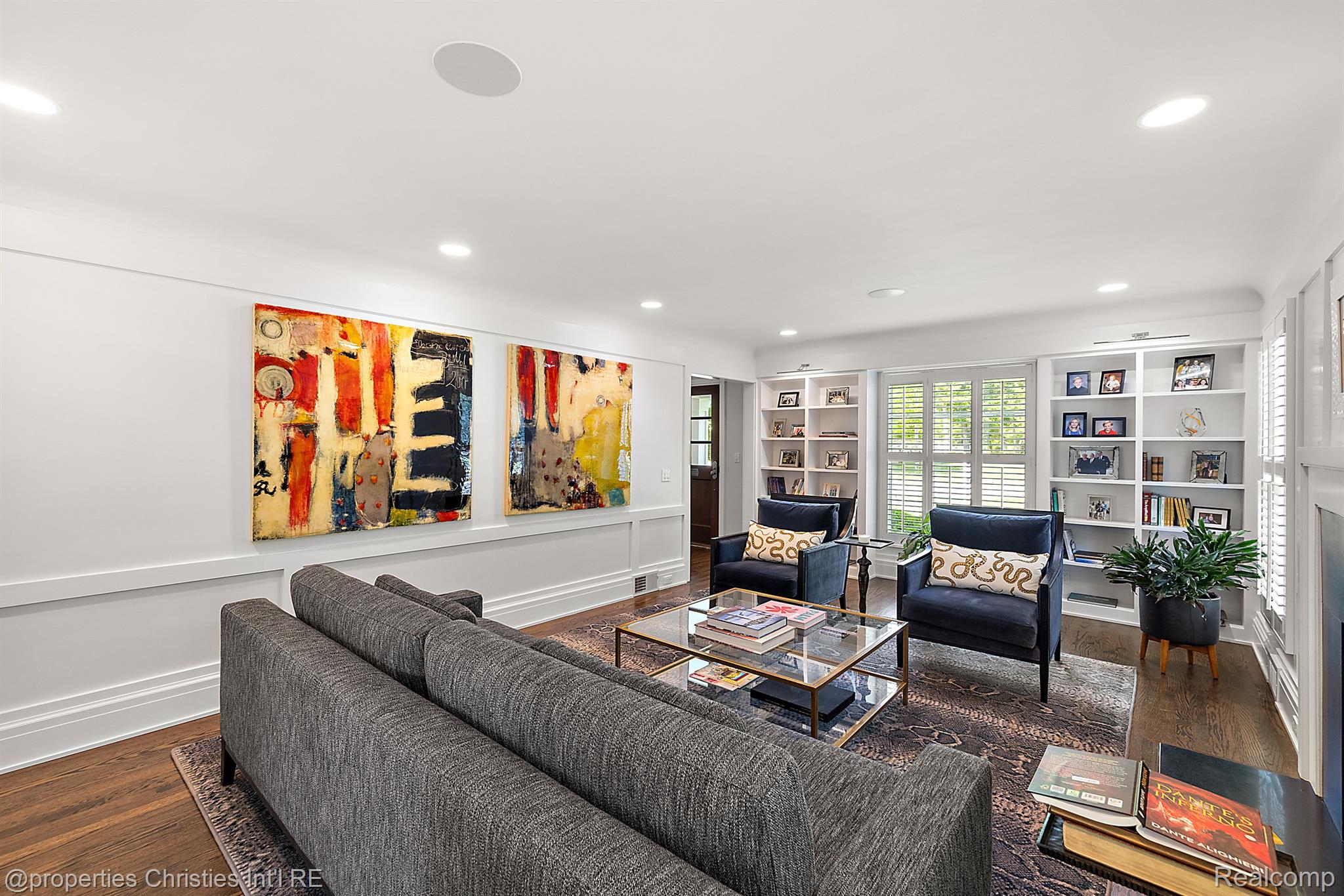 908 CHESTERFIELD Avenue