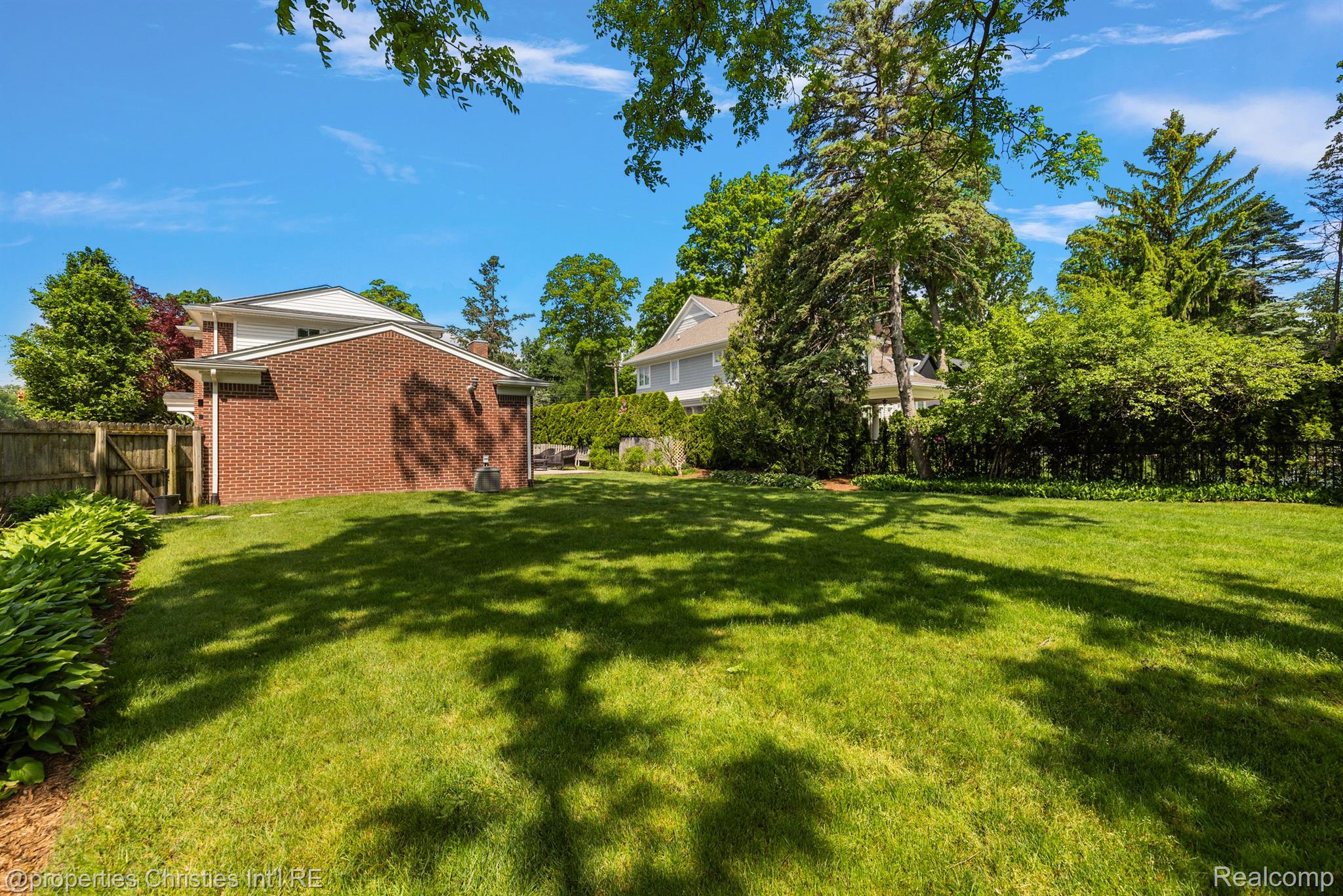 908 CHESTERFIELD Avenue