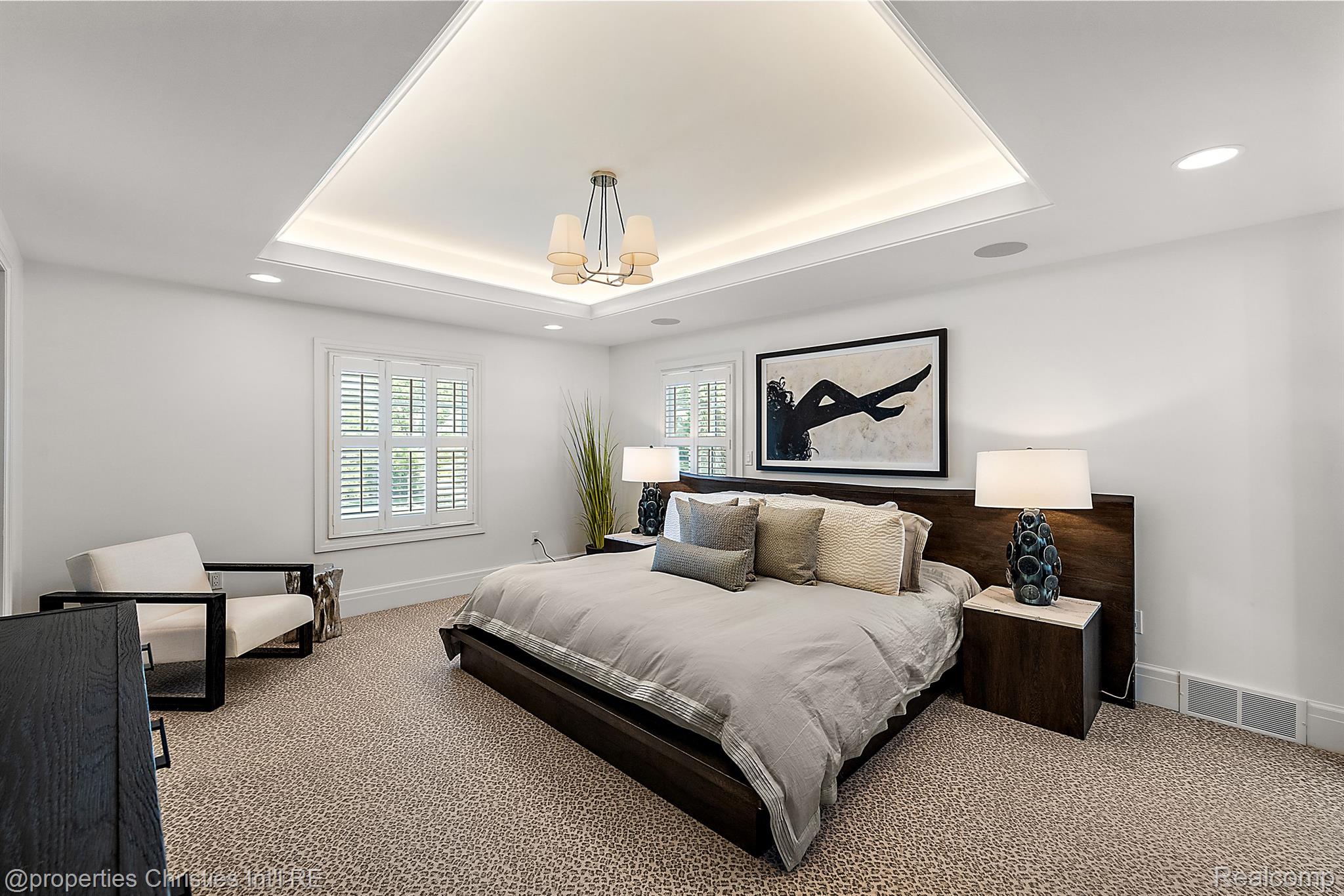 908 CHESTERFIELD Avenue