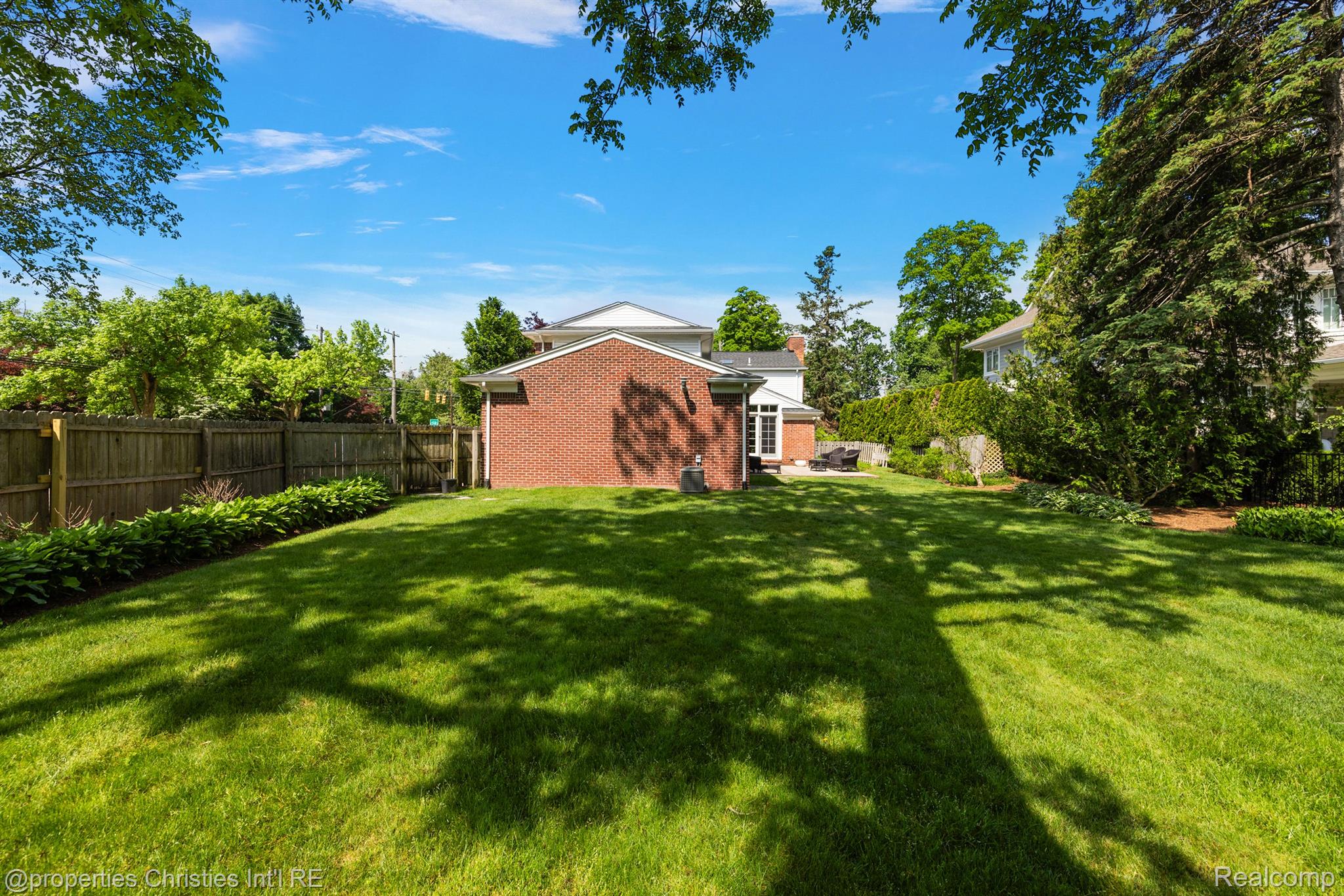 908 CHESTERFIELD Avenue