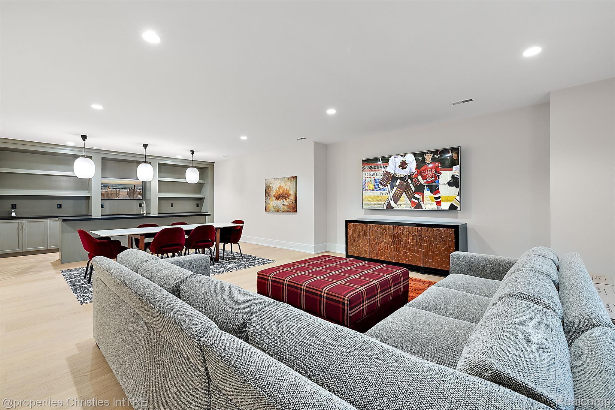 640 BALDWIN Court