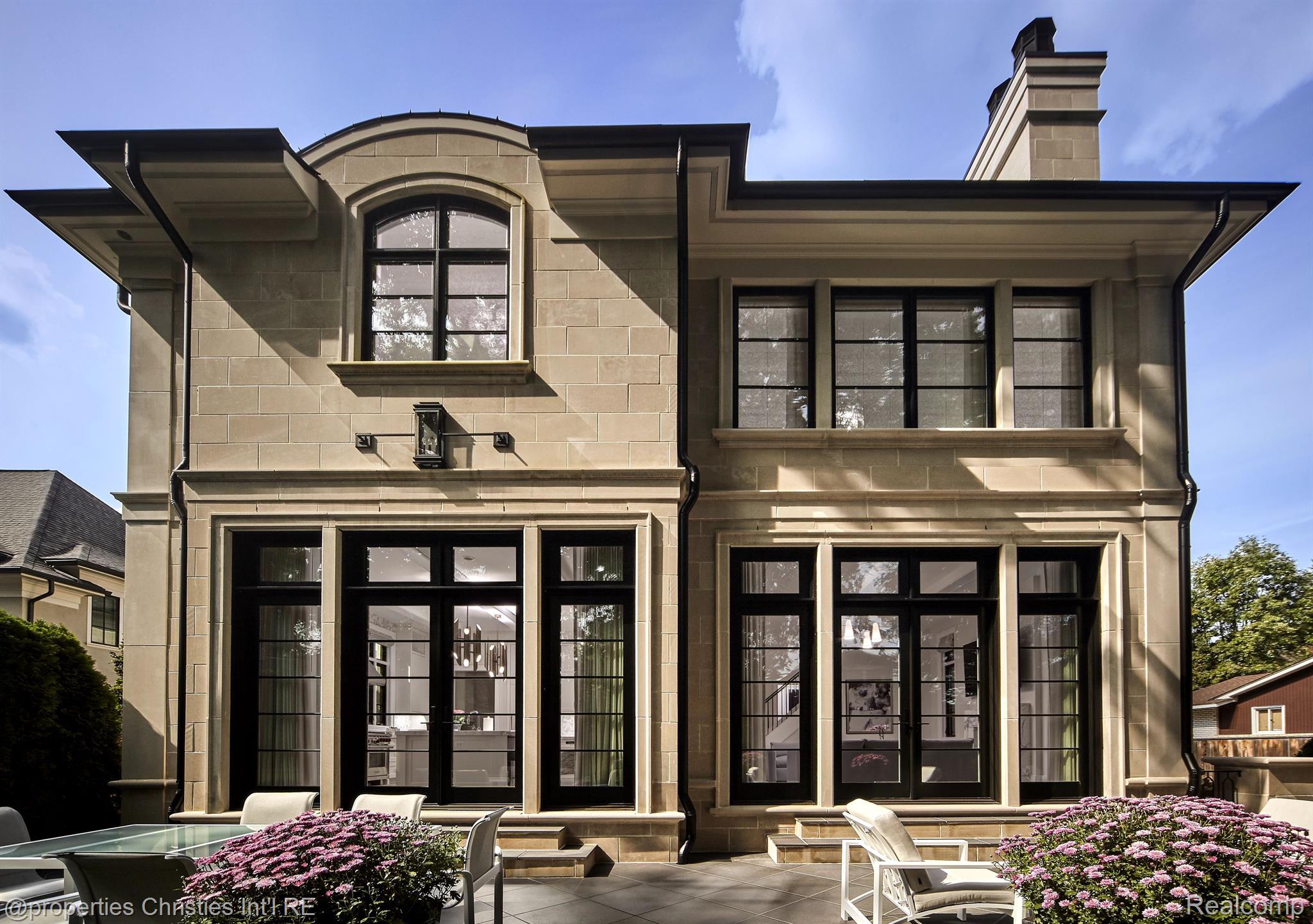 640 BALDWIN Court