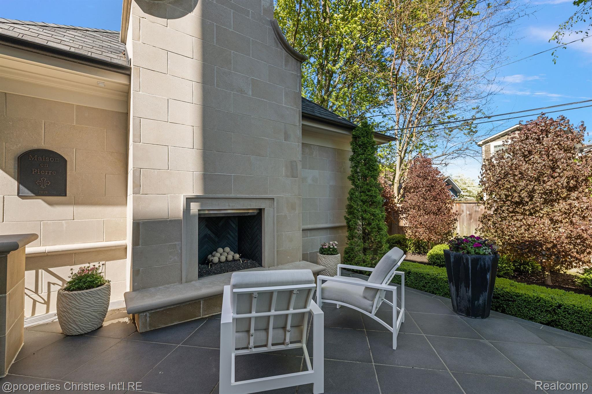640 BALDWIN Court