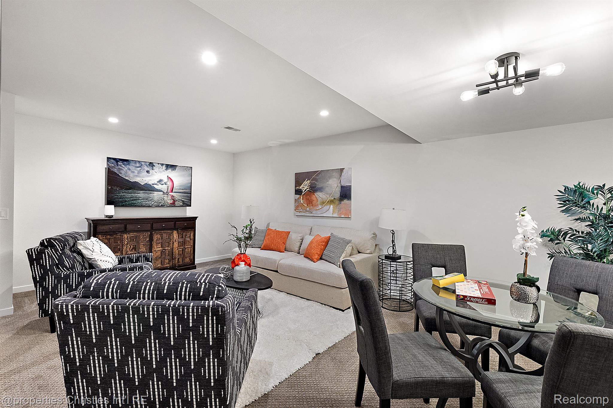 850 GREENWOOD Street