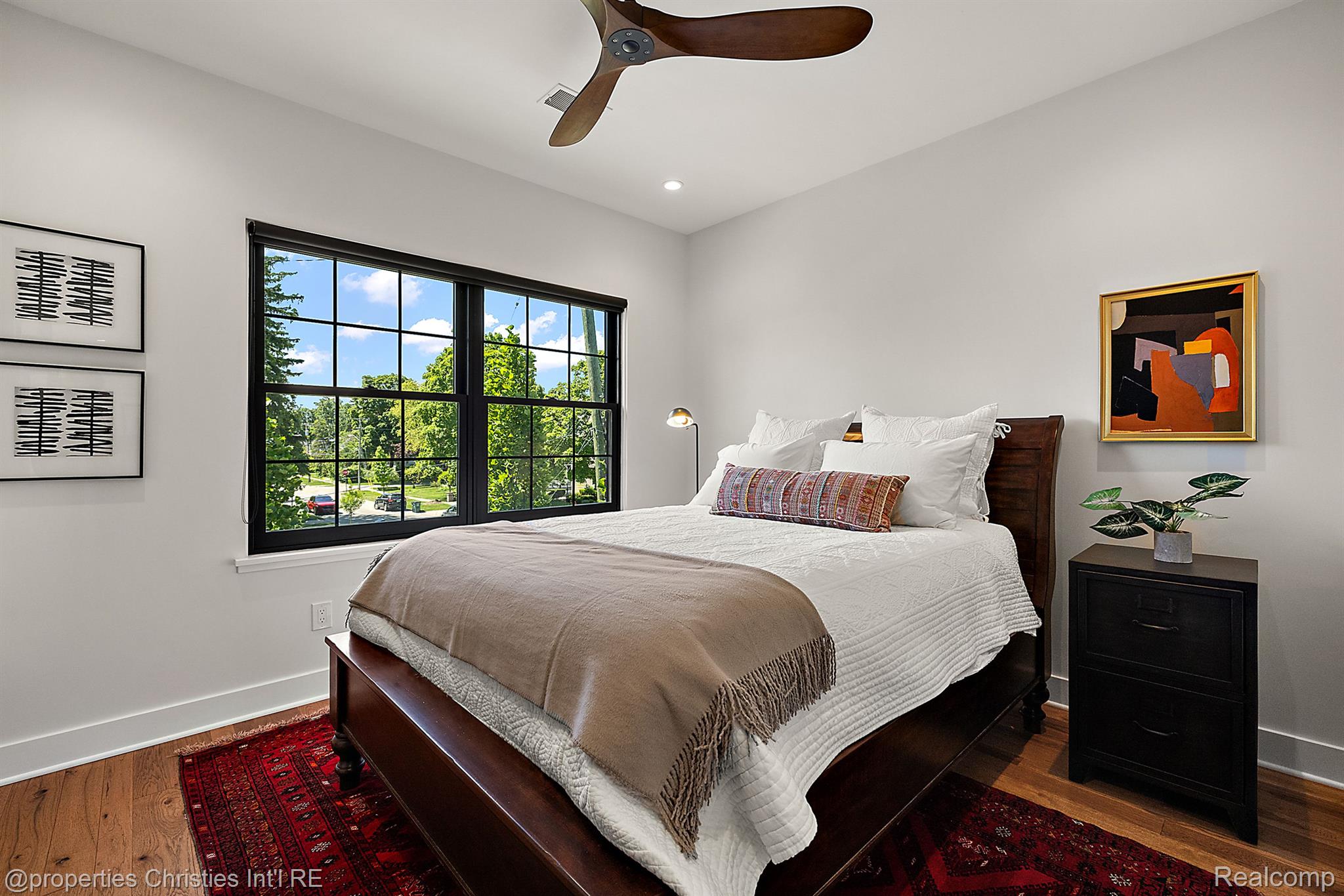 850 GREENWOOD Street