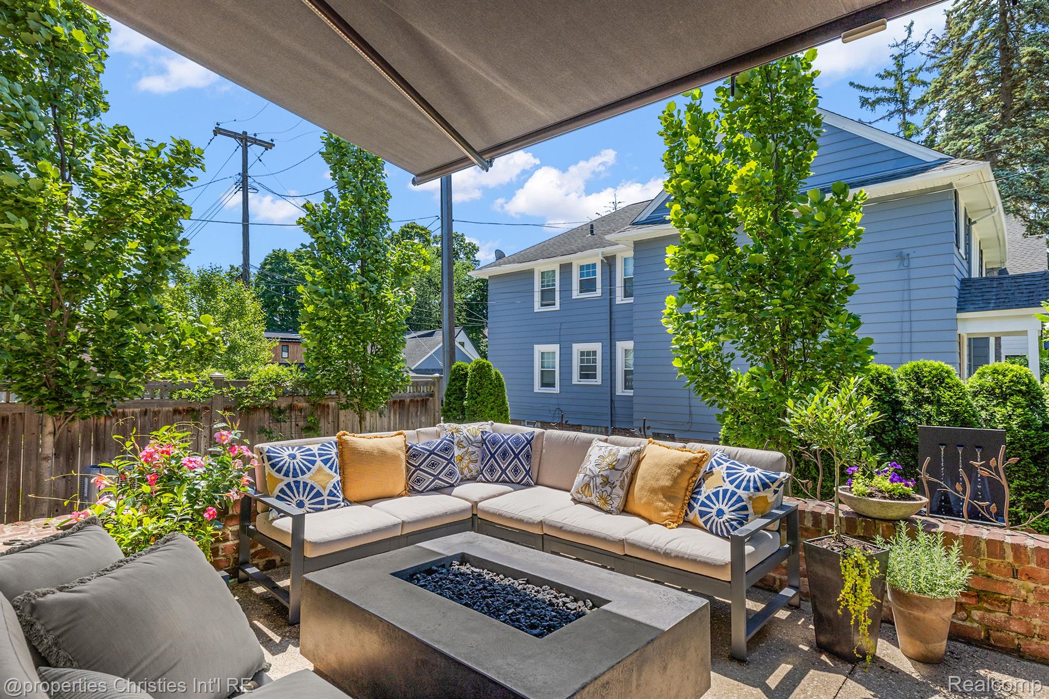 850 GREENWOOD Street