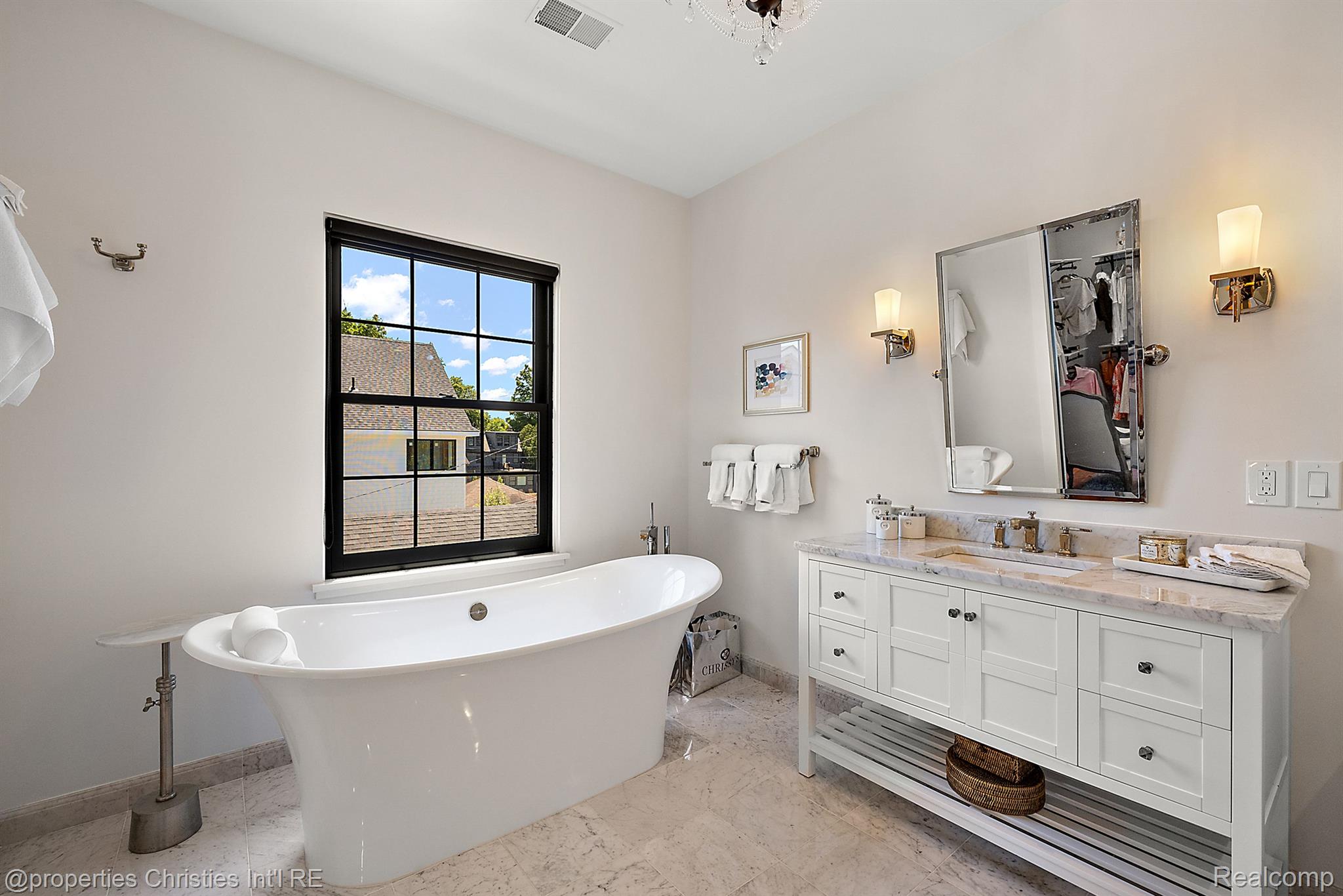 850 GREENWOOD Street