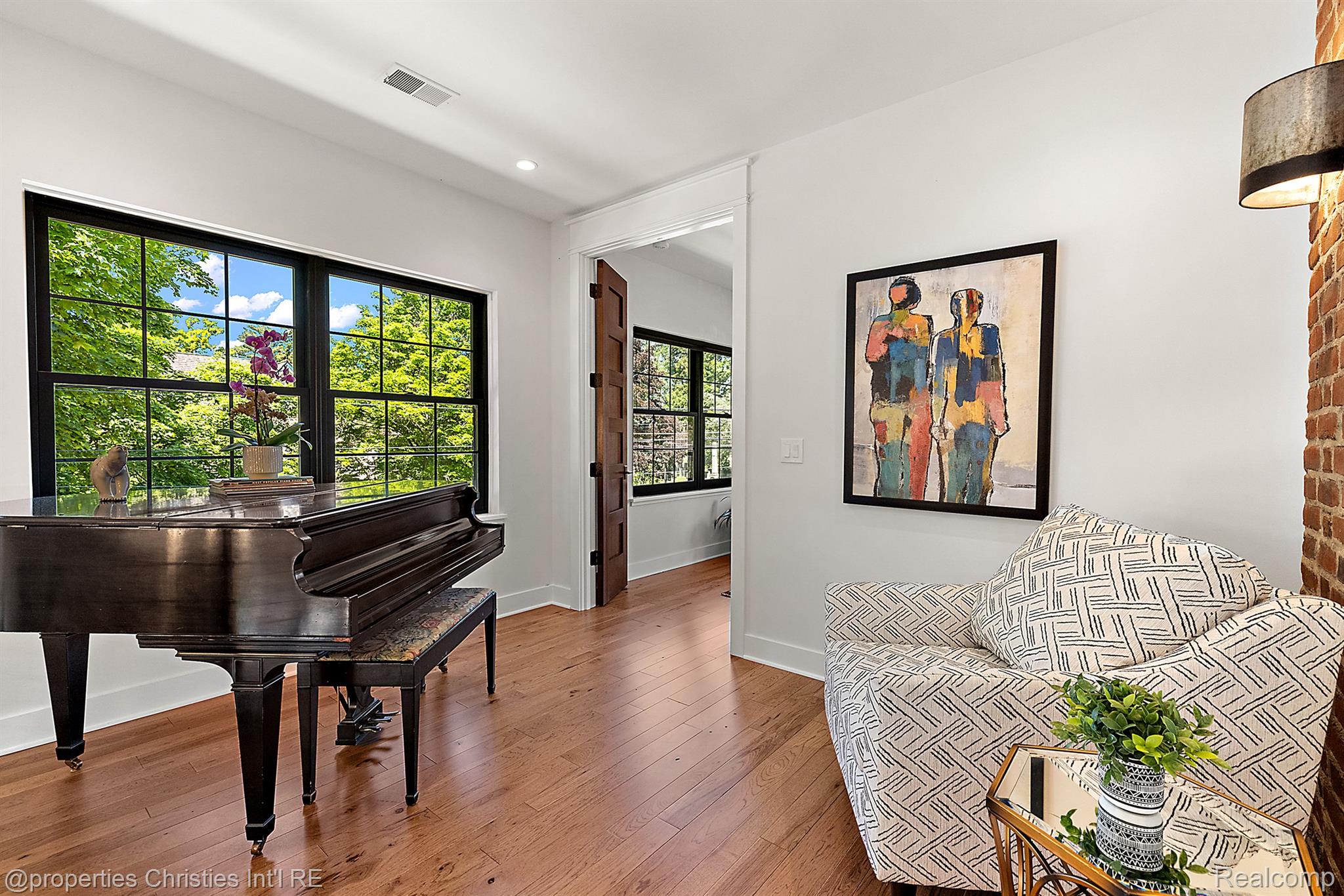 850 GREENWOOD Street