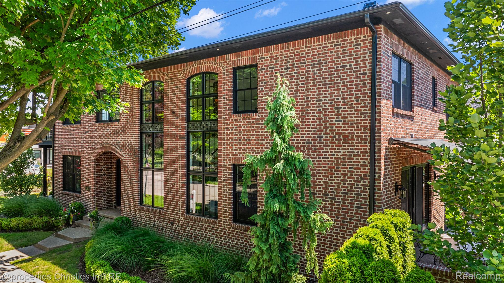 850 GREENWOOD Street