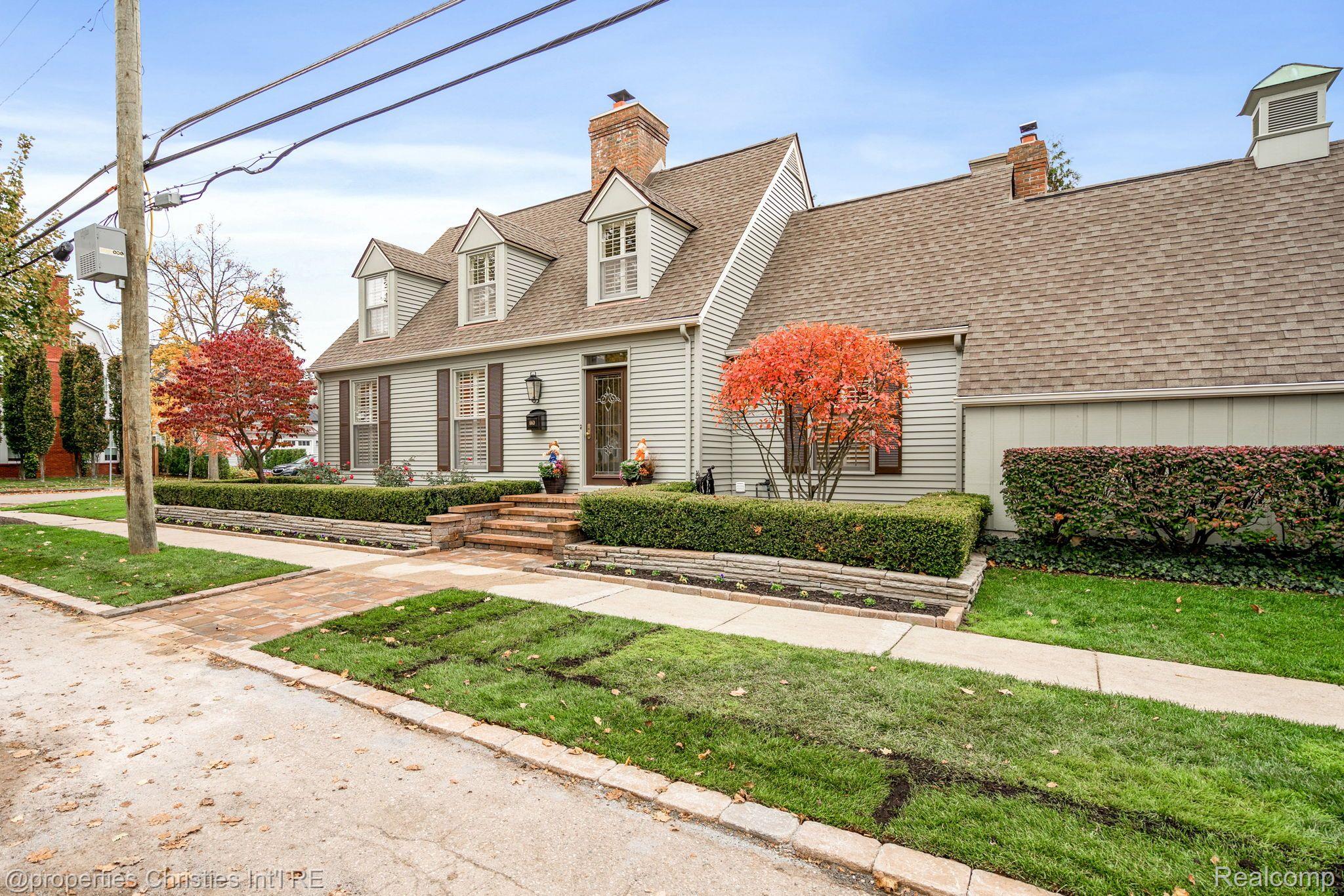 660 Woodland