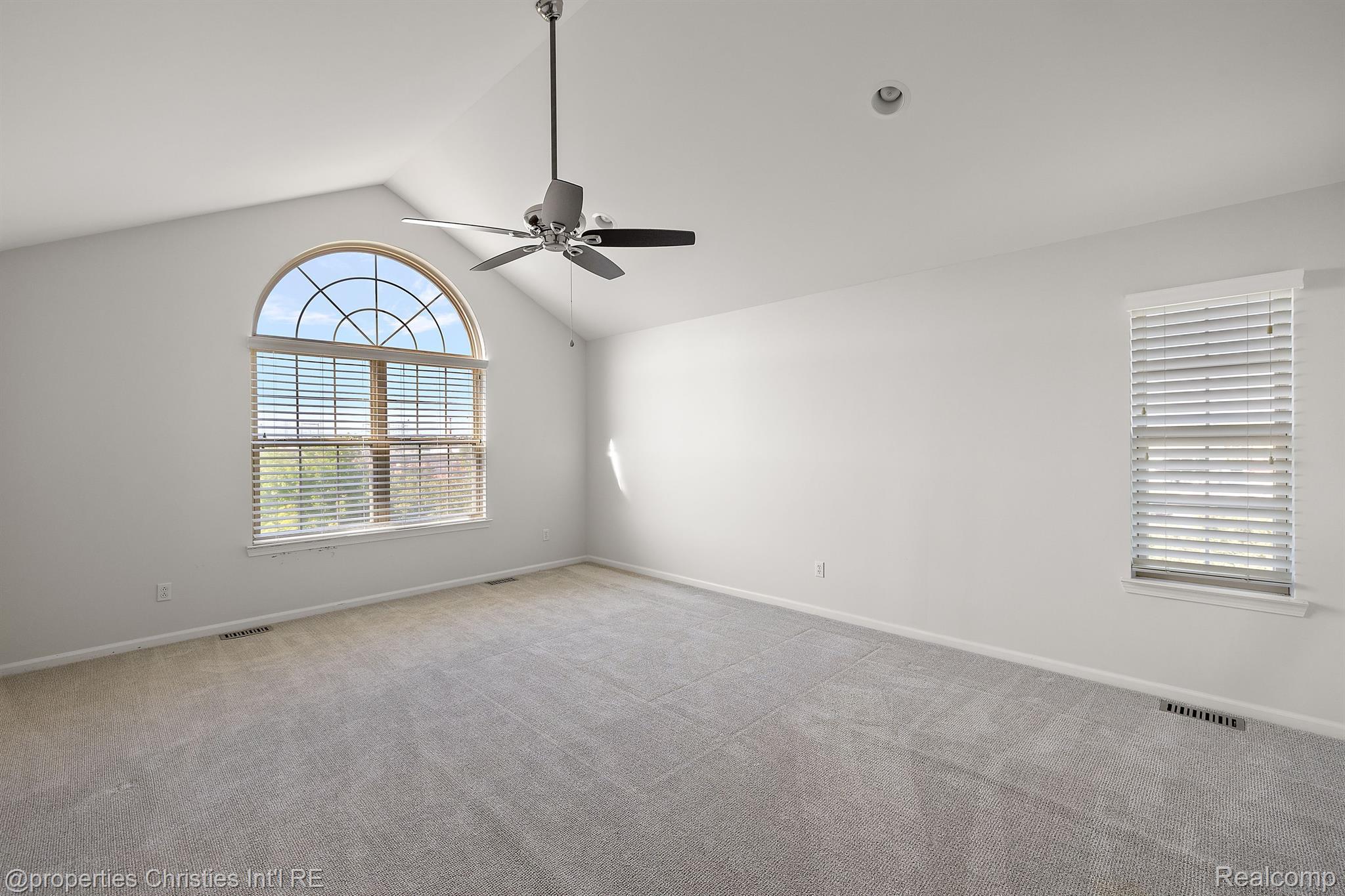 3283 Camden Drive
