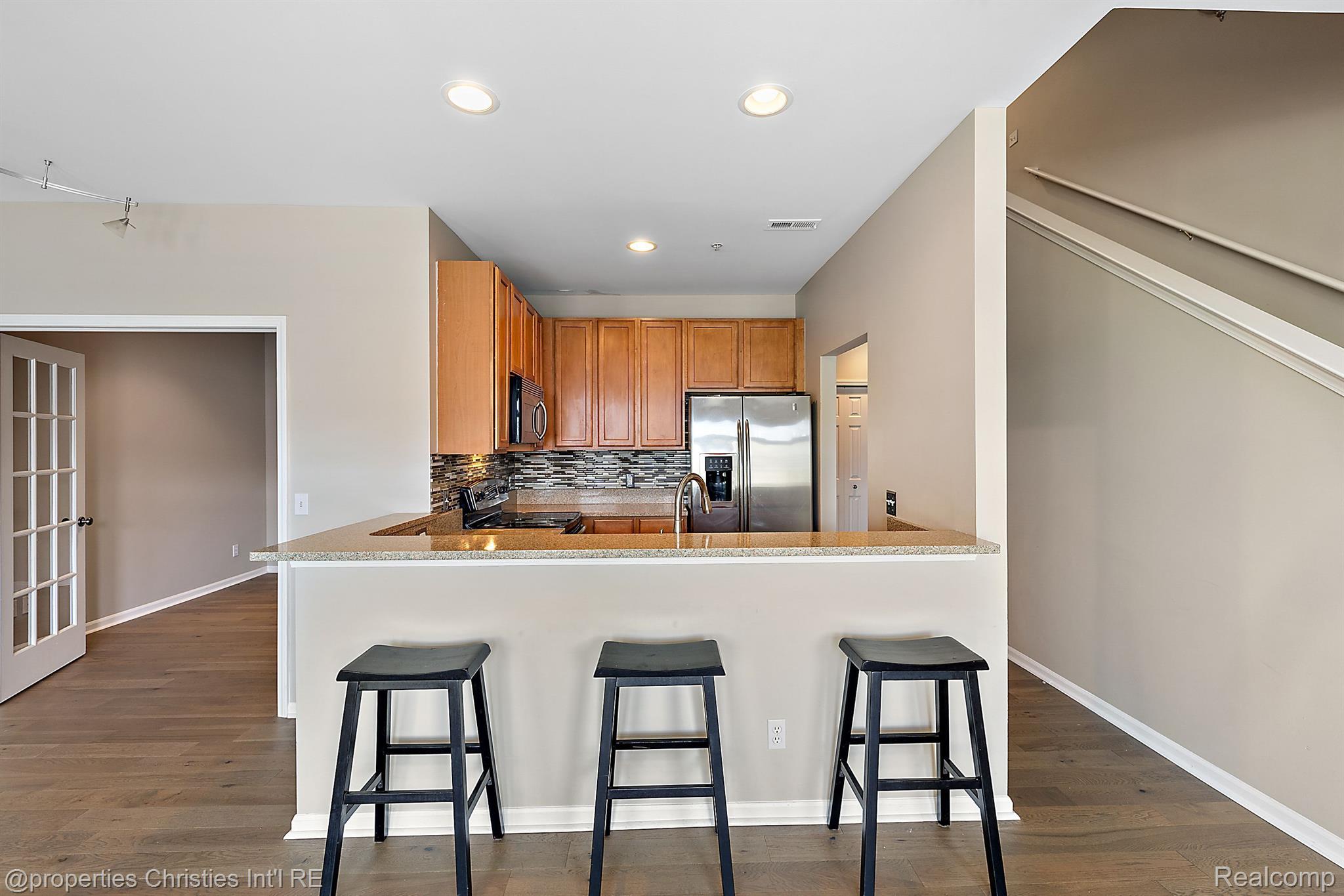 3283 Camden Drive