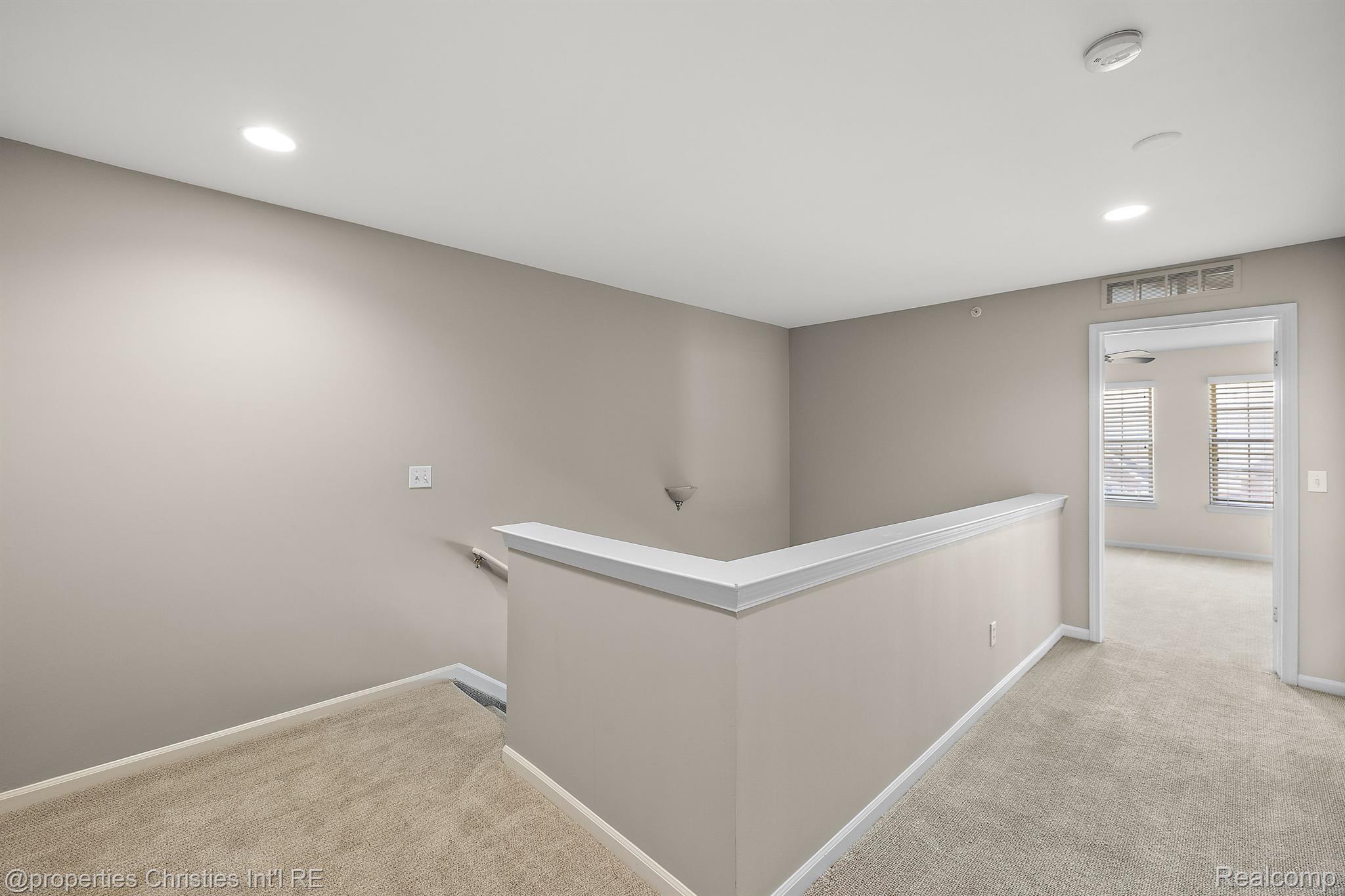 3283 Camden Drive