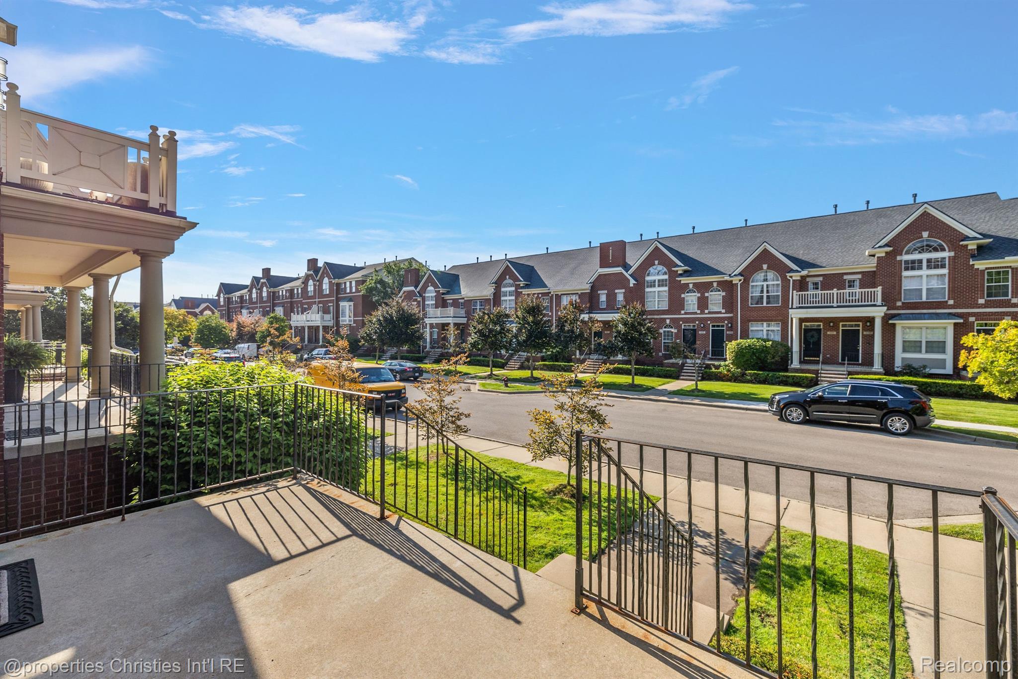 3283 Camden Drive