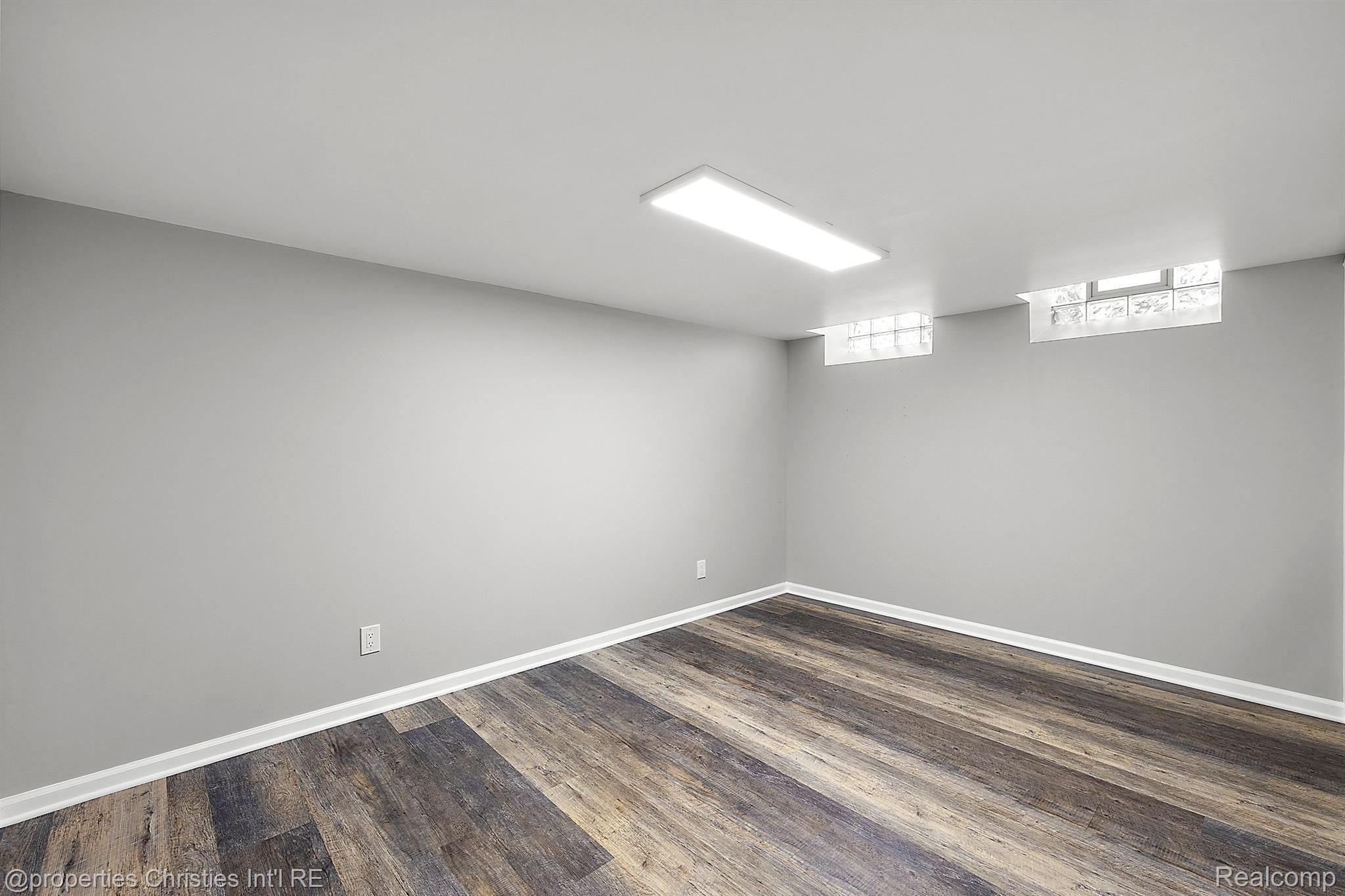 31374 Rutland Street
