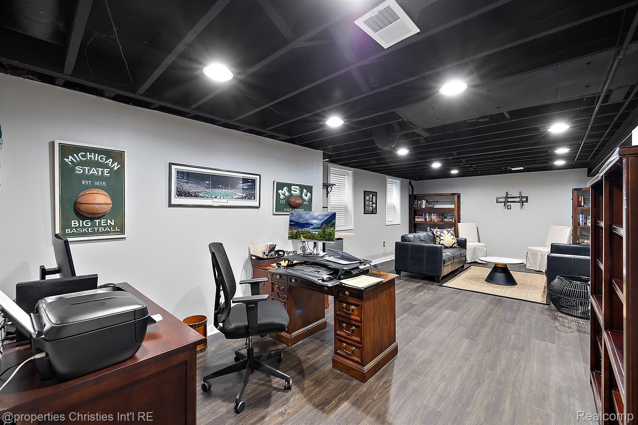 30985 TIMBERBROOK Lane