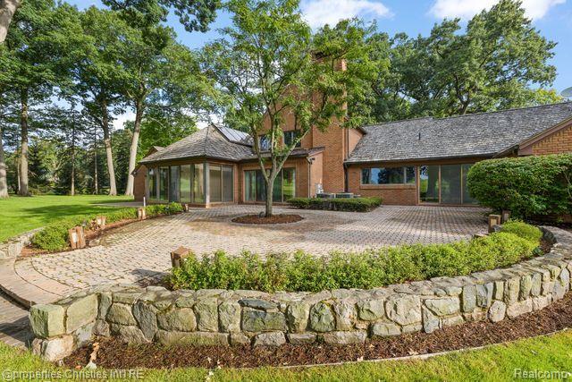 1895 RATHMOR Road
