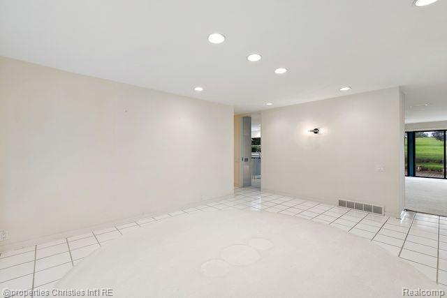 1895 RATHMOR Road