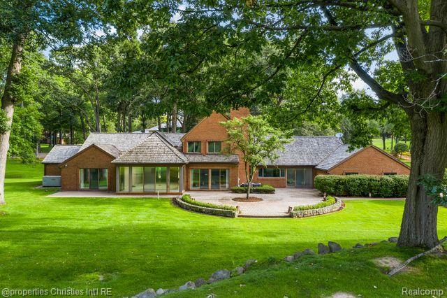 1895 RATHMOR Road