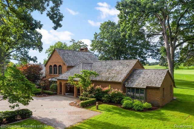 1895 RATHMOR Road