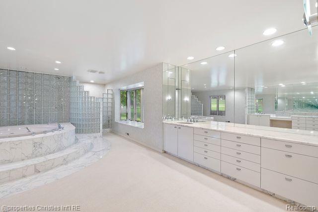 1895 RATHMOR Road