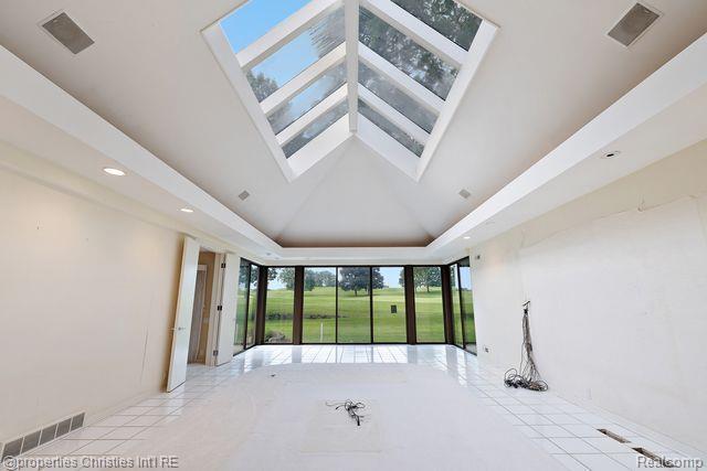 1895 RATHMOR Road