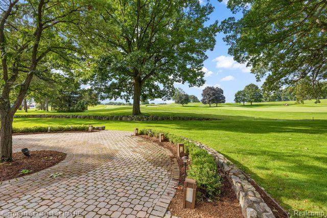 1895 RATHMOR Road