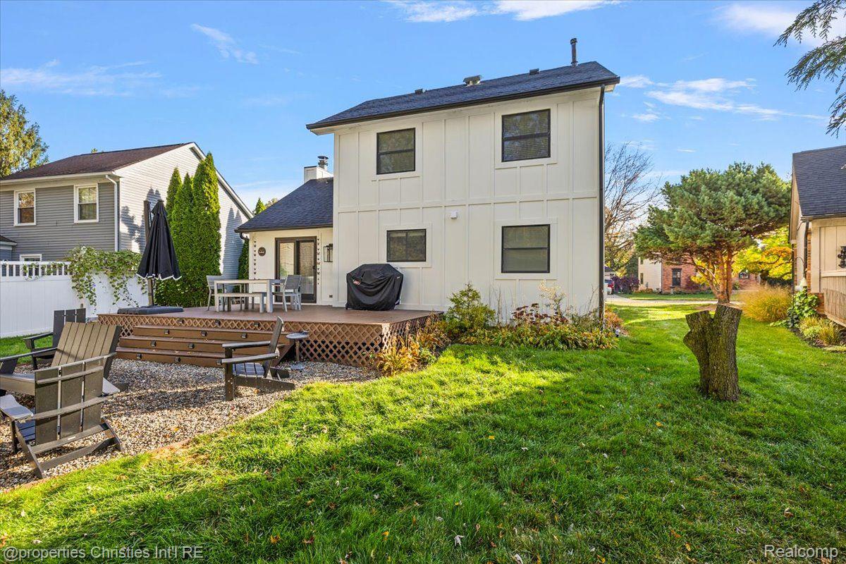 1638 Hanley Court