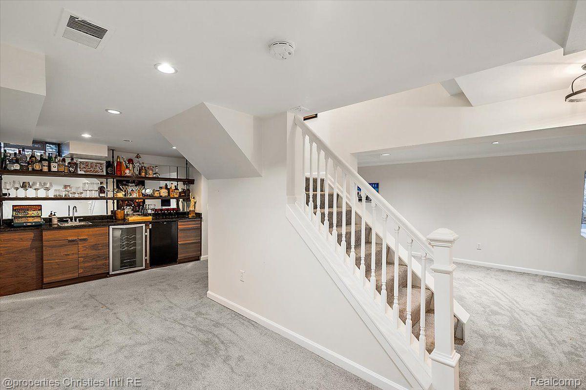 1638 Hanley Court