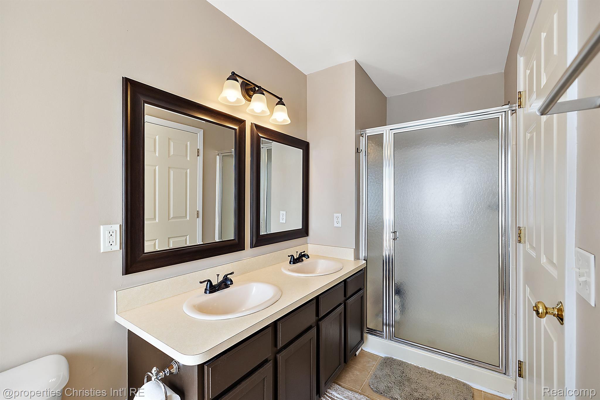 36450 DOMINION Circle